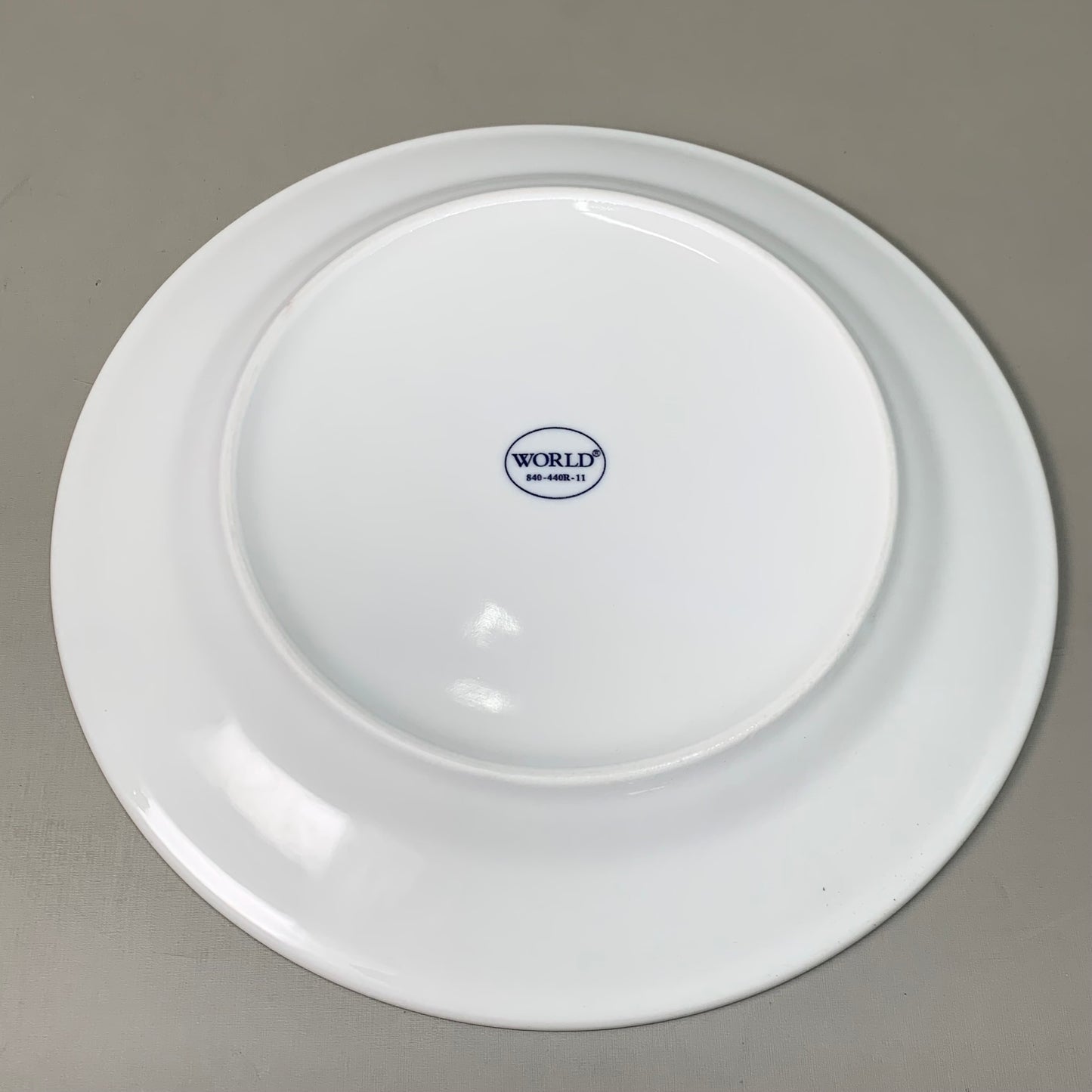 WORLD TABLEWARE (1 DOZEN) Porcelain 11" Wide Rim Plate White 840-440R-11