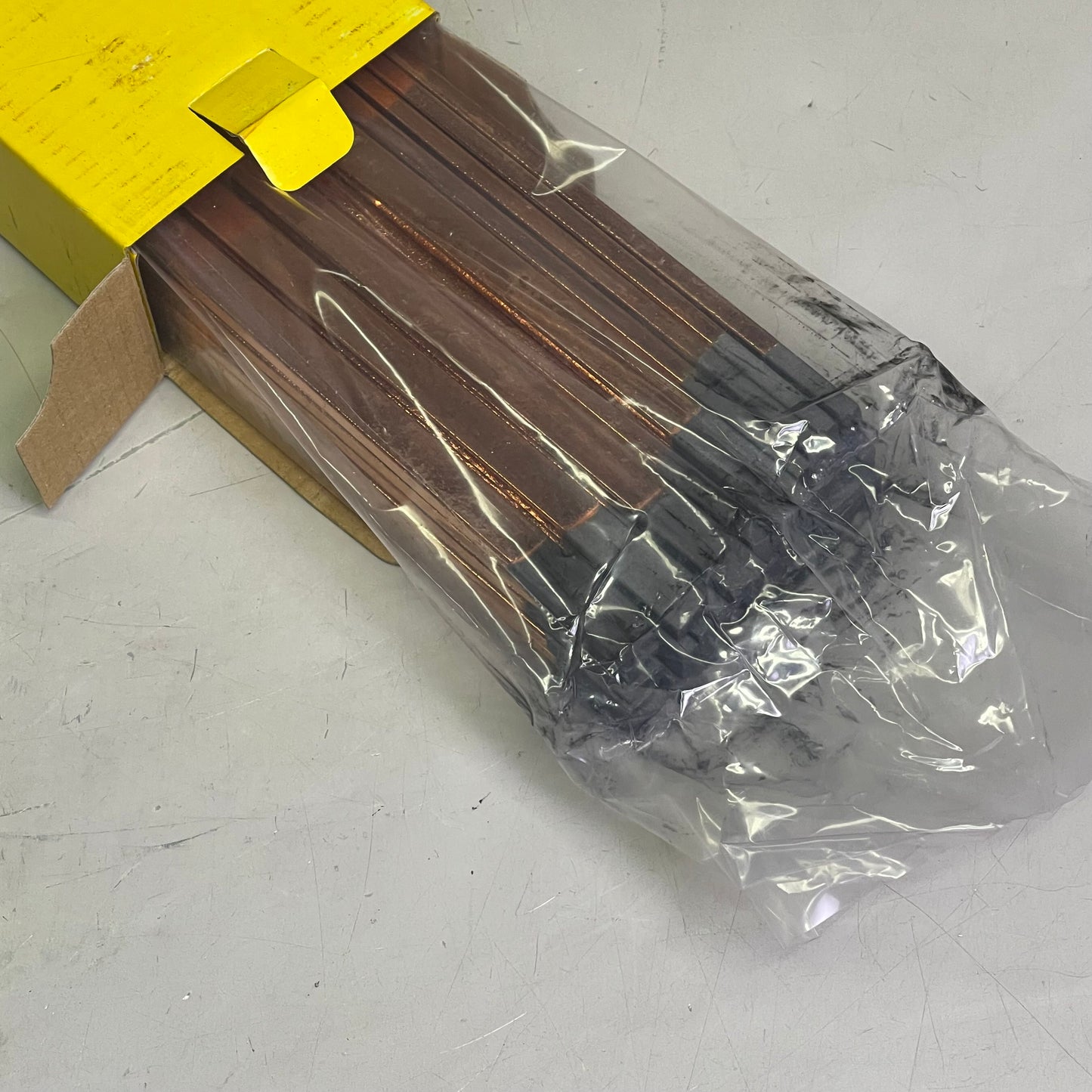 PROFAX (50 PK) Arc Gouging Carbons, 350~450 Amps DC 3/8"x5/32"x12" 00364OG103007