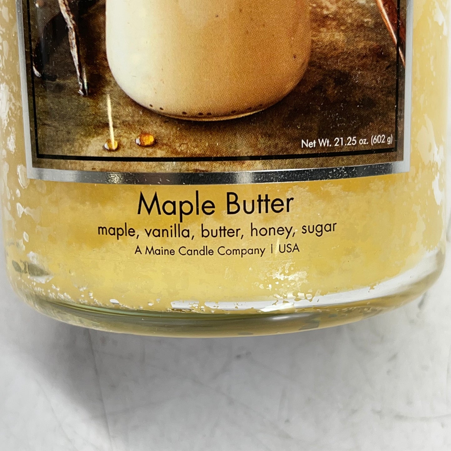 VILLAGE CANDLE  Apothecary Jar Maple Butter Scent 21.25 oz Yellow 4260020