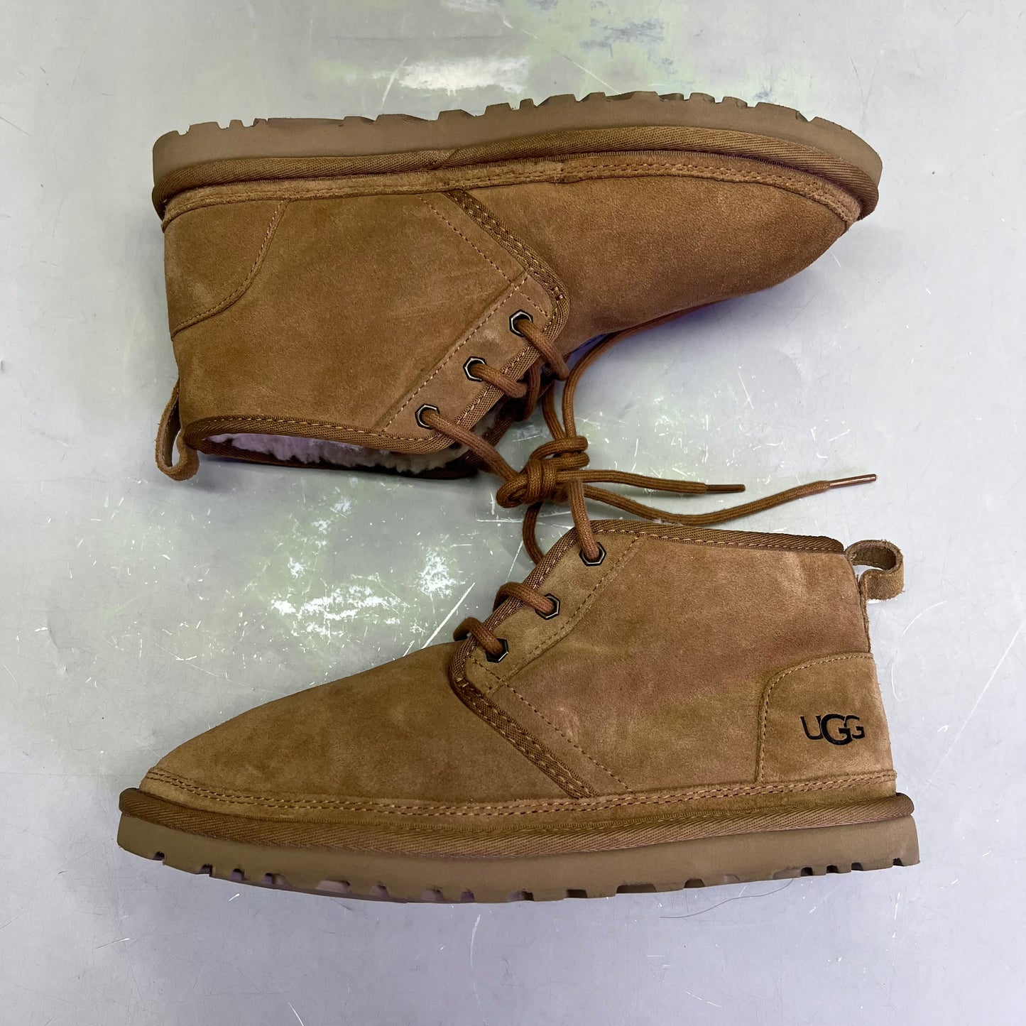 UGG Suede Neumel Ankle Boot 17mm Plush Men's Sz 9 Brown (Pre-Owned)