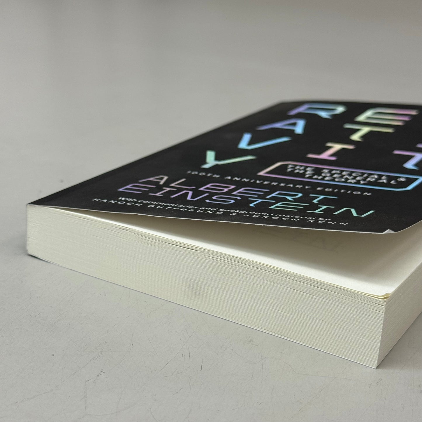 PRINCETON UNIVERSITY PRESS  Relativity Albert Einstein Book 328 Pages