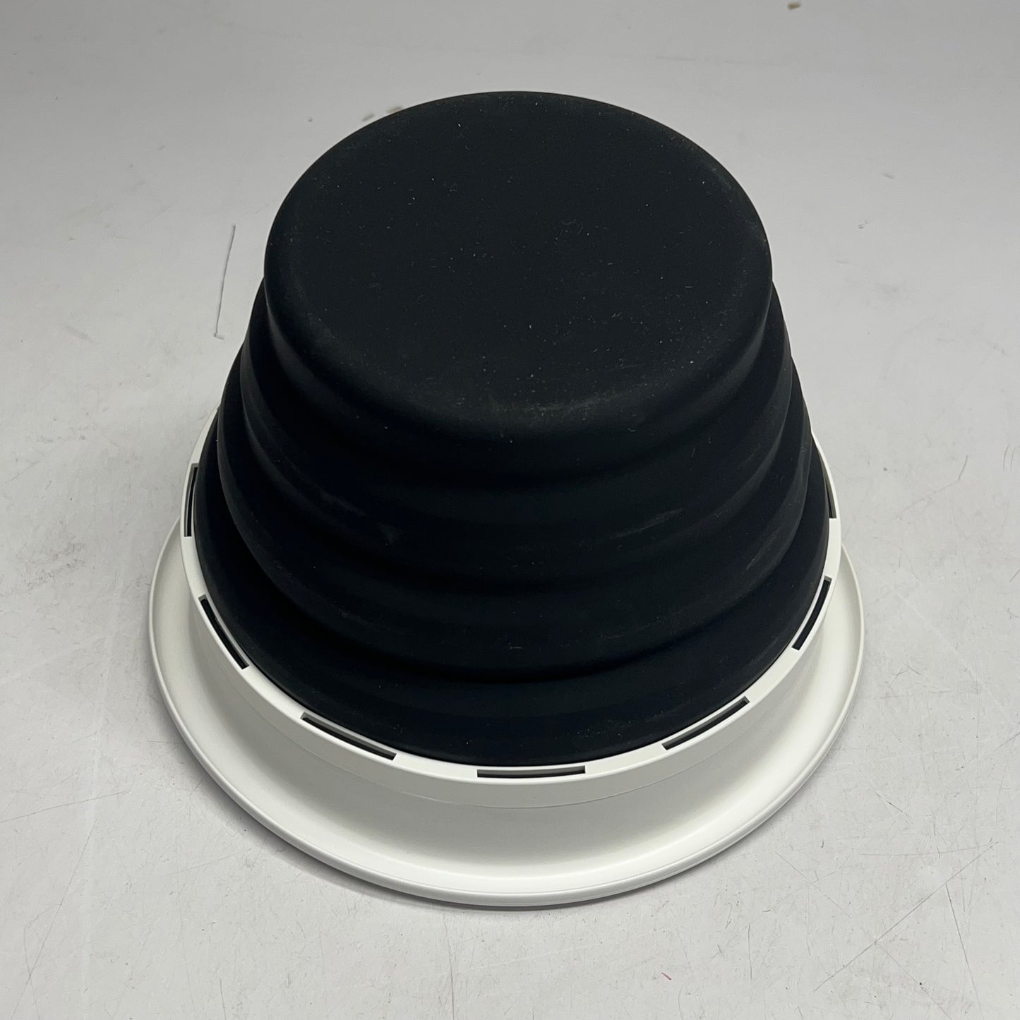 ZA@ BARF BUCKET Glow In The Dark & Collapsible  10" Dia X 8" Deep White/Black