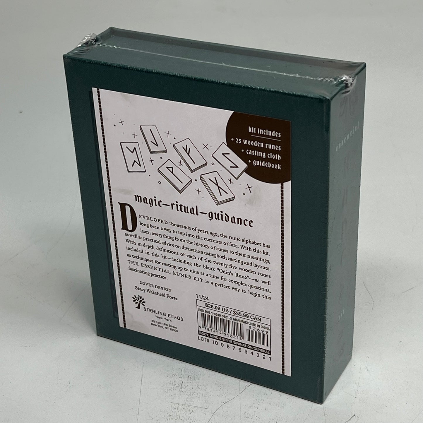 ESSENTIAL RUNES Essential Reading Ancient Symbols Kit By Cassandra Eason