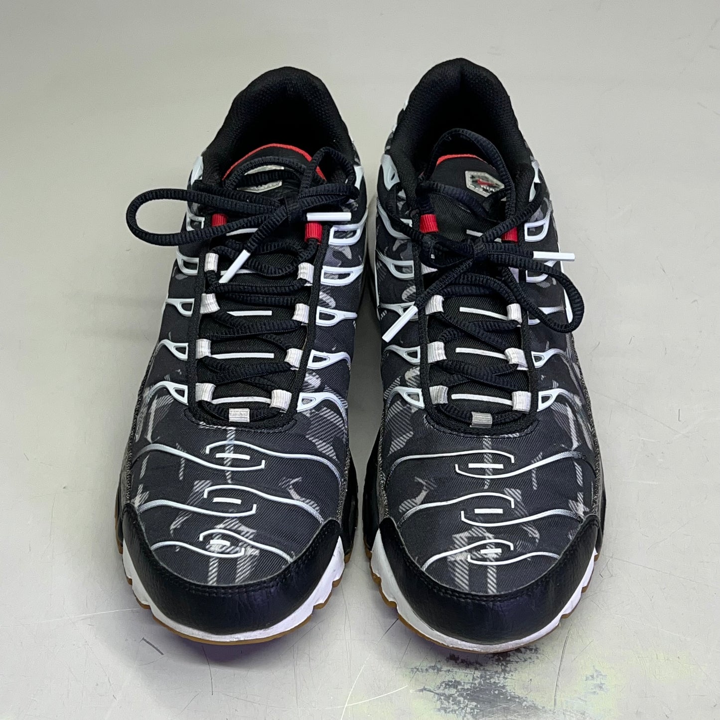 NIKE Air Max Plus SE Remix Pack Sneaker Men's Sz 11 (Pre-Owned)