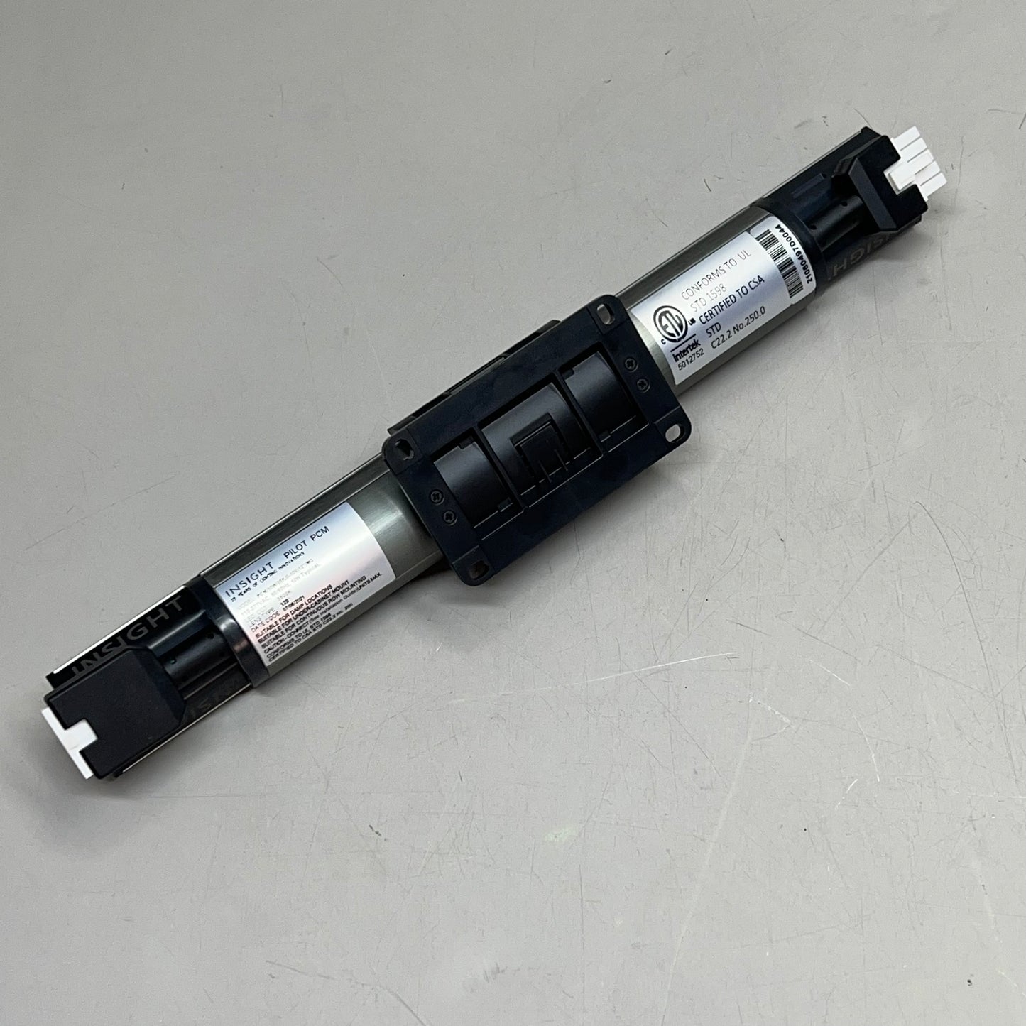 INSIGHT LIGHTING Pilot PCM Light Fixture 110-277VAC PCM/10W/35K/0-10V/12"/MG