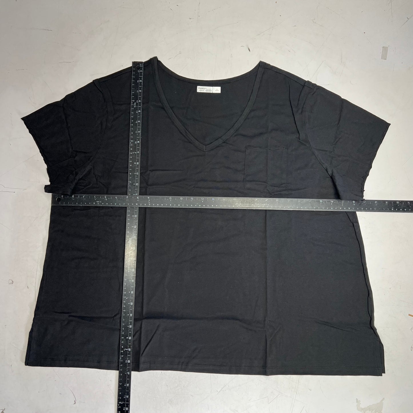 HANES Originals V Neck Tee Shirt W/ Chest Pocket Women's Sz 3X Black 0G159P
