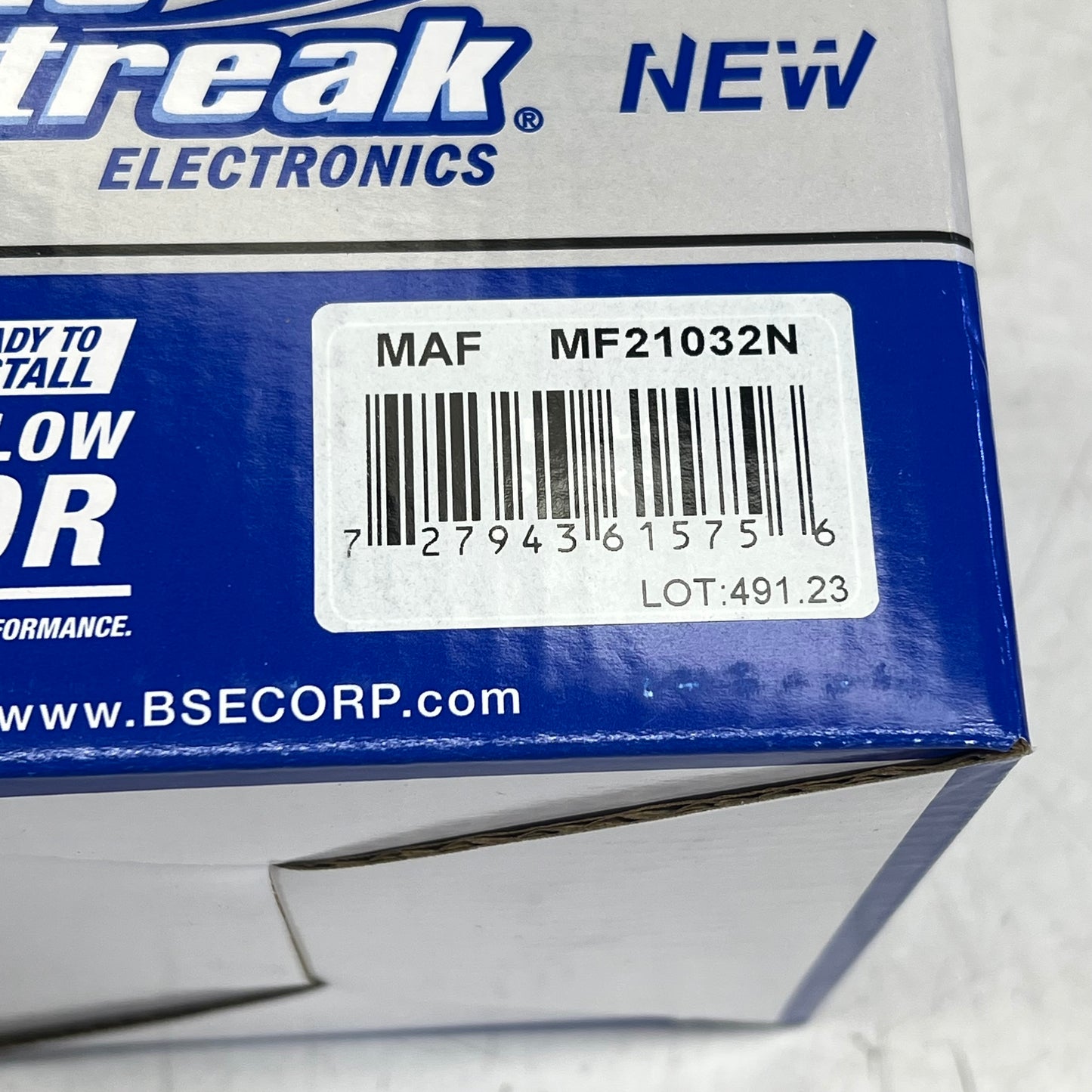 BLUE STREAK Mass Airflow Sensor for Chevrolet, Mazda & Suzuki Models MF21032N