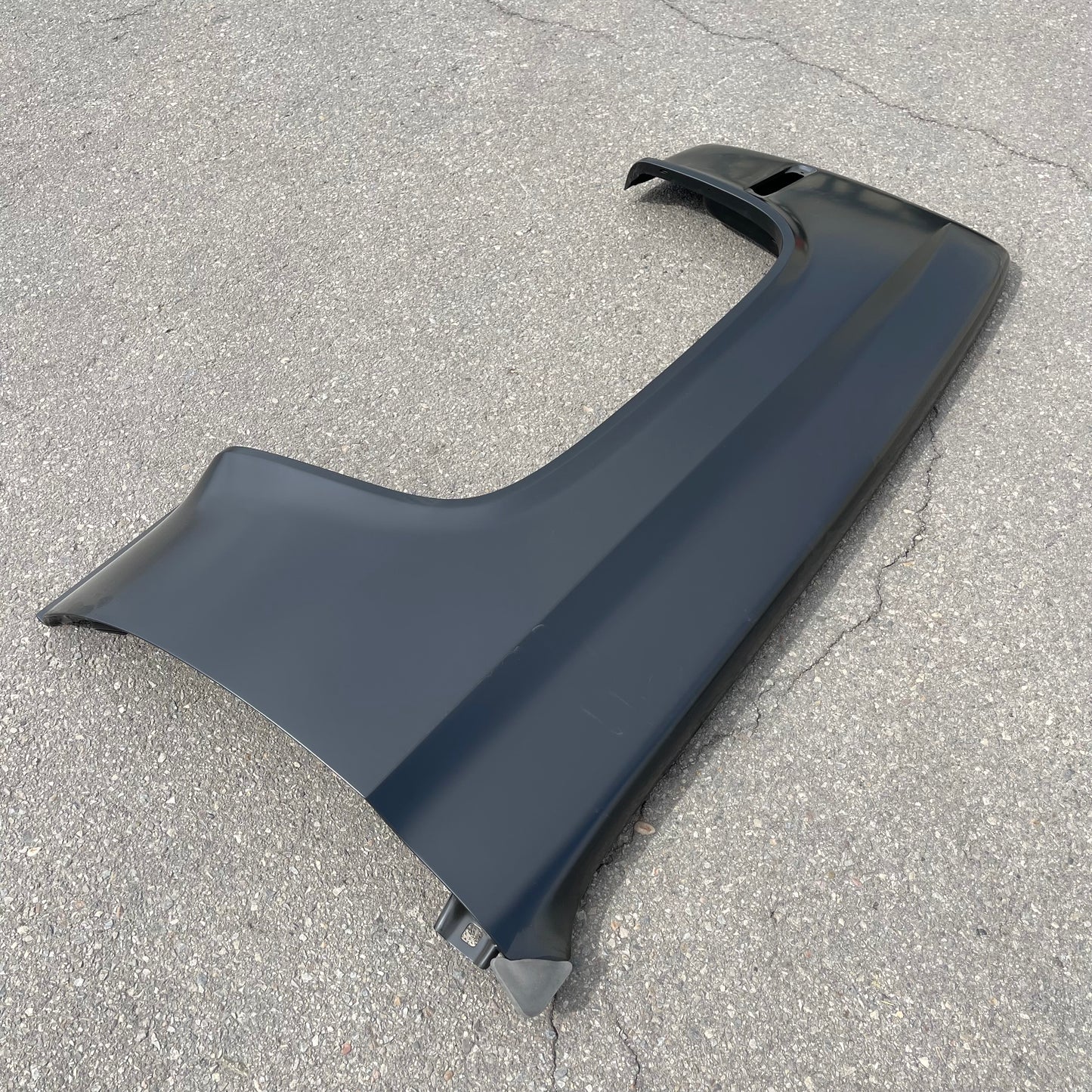 ZA@ TONG YANG Front Left Fender for Chevy / GMC Truck 1981-1987 Black CV-10003A-LH (AS-IS)