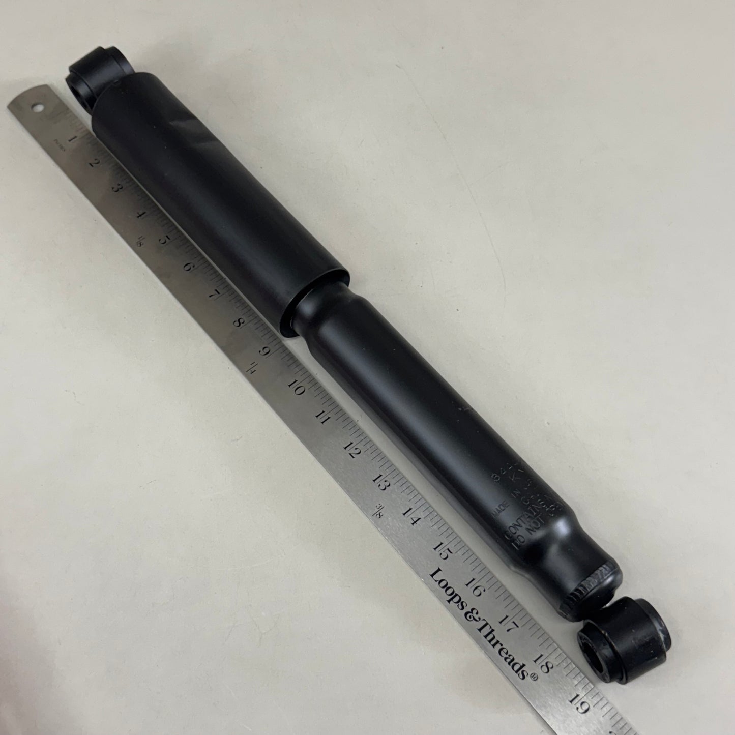 KYB Gas Shock Suspension Absorber For Jeep Black 344426 (New Other- (Distressed Packaging))