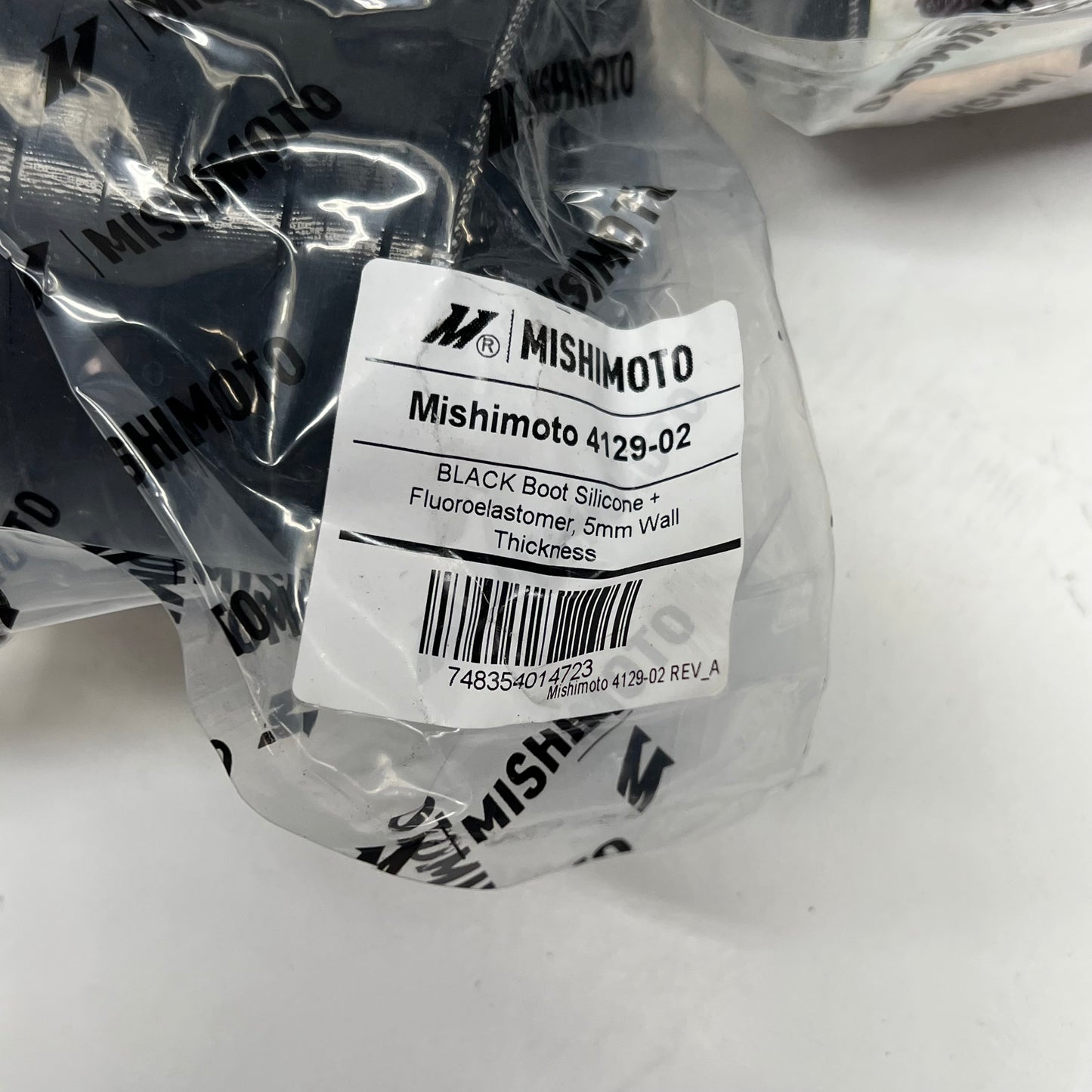 MISHIMOTO 6.6l Duramax Intercooler Pipe & Boot Kit MMICP-DMAX-11KBK