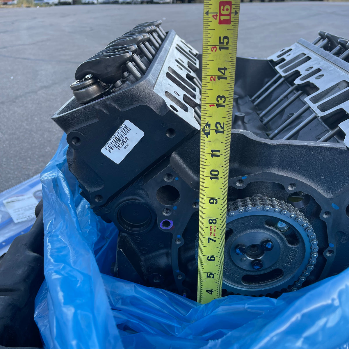 GM Remanufactured Small Block V8 Engine Longblock 5.7l (chevy 350?)
