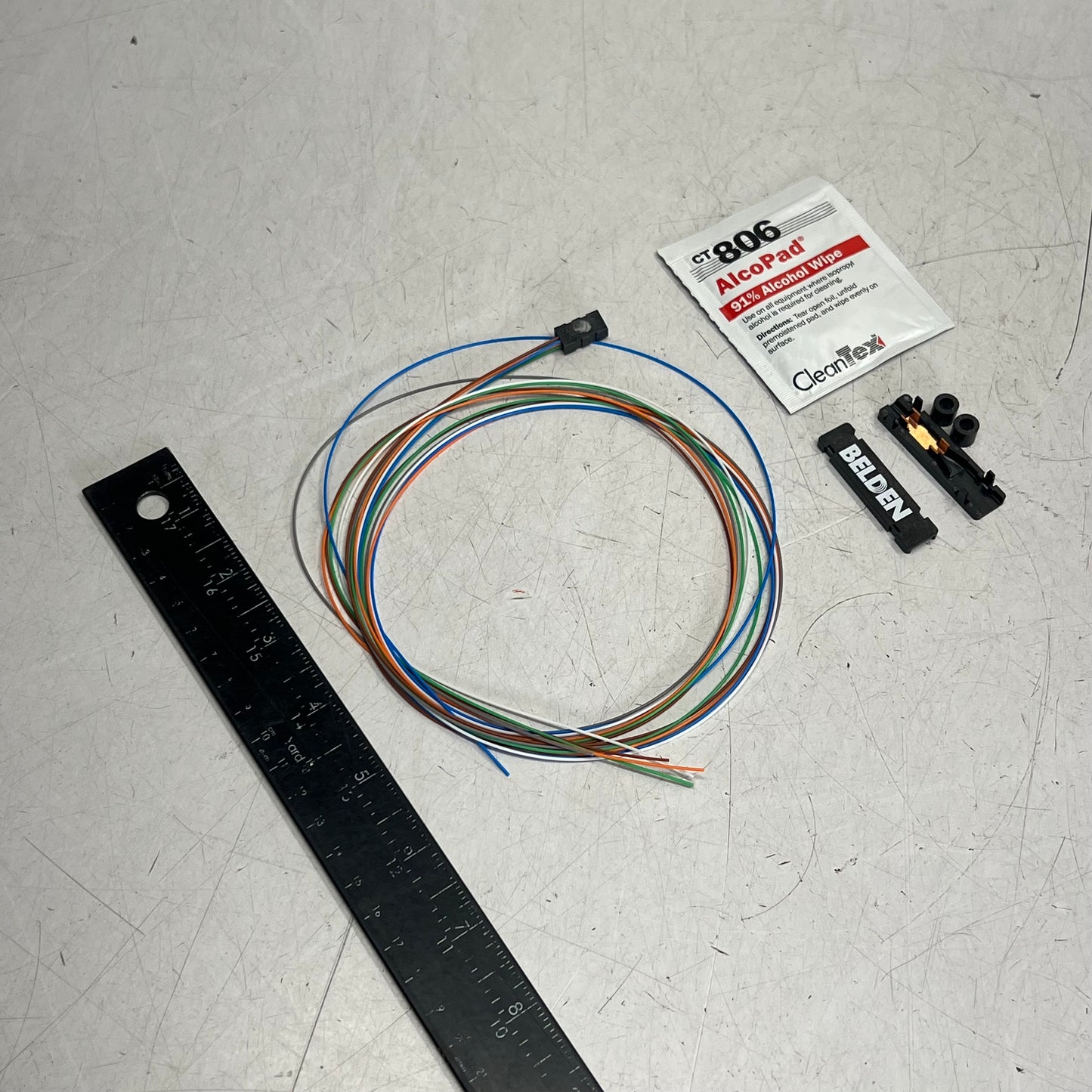 BELDEN Optical Fiber Field Breakout Kit Plastic Housing 6 Fiber 6 Tubes AX101100