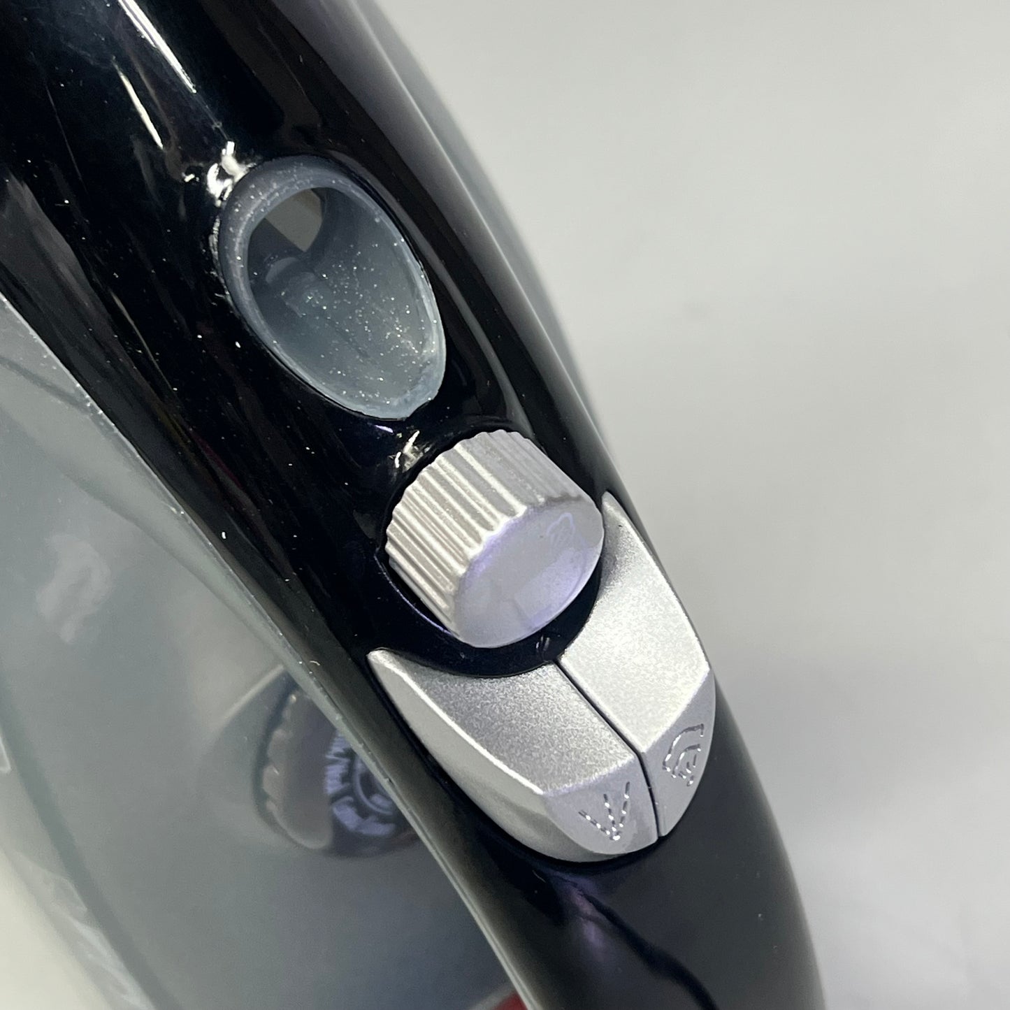 HAMILTON BEACH Lightweight Iron 3-Way Position Sensing Auto Turn Off HIR200B