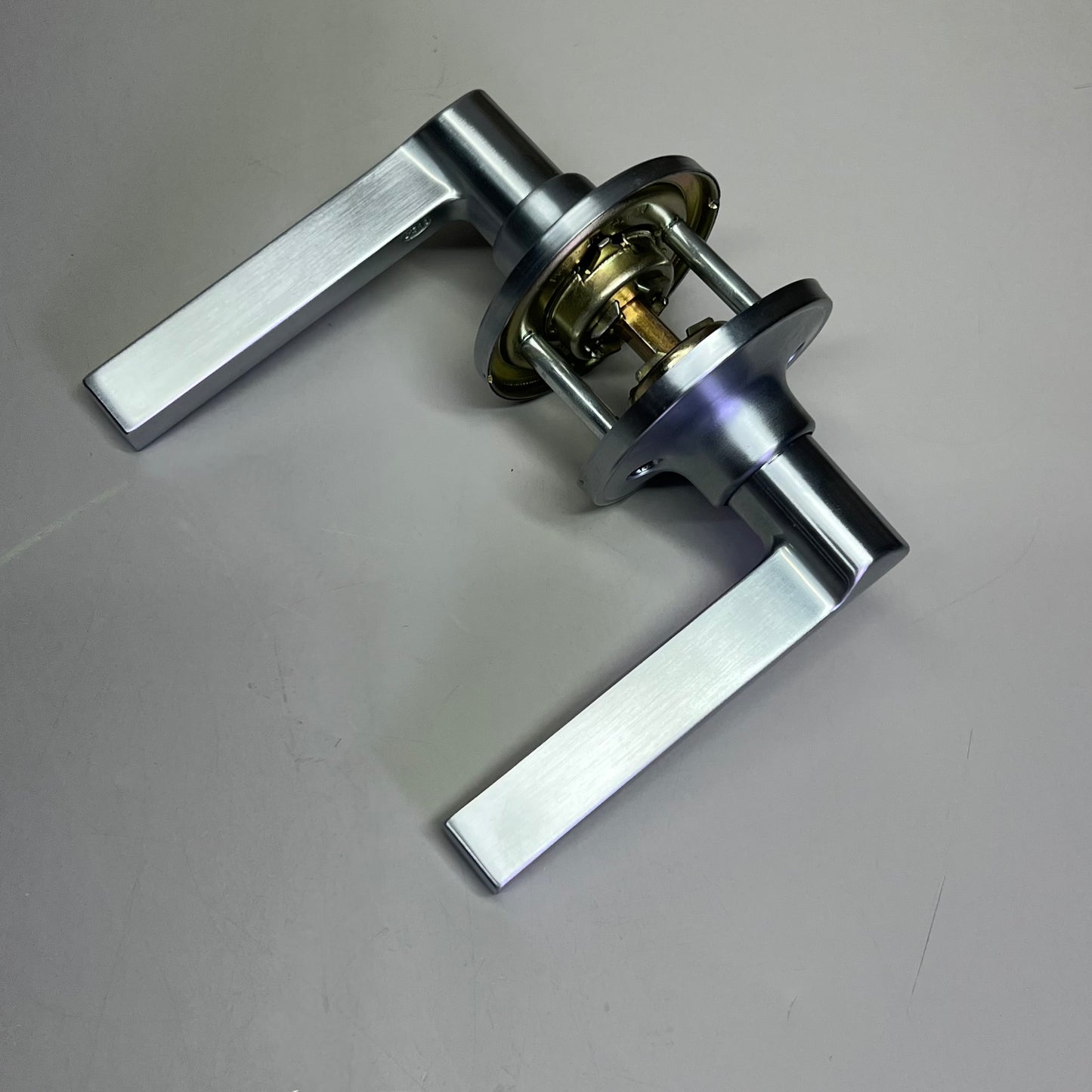 SCHLAGE Solstice Passage Lever Lock Adjust Latch 626 Satin Chrome SOL-626 J|10F