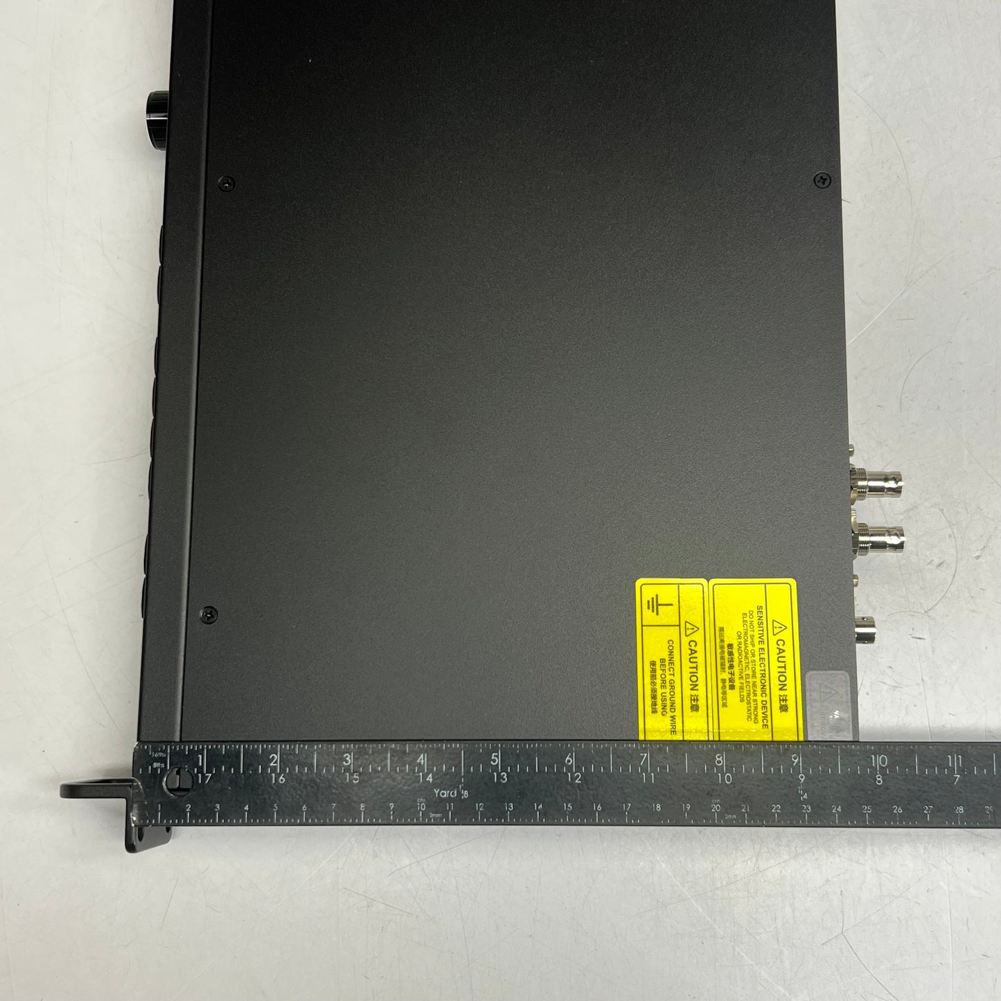 NOVASTAR All-in-One Video Controller Processor Sz 10" x 19" VX400
