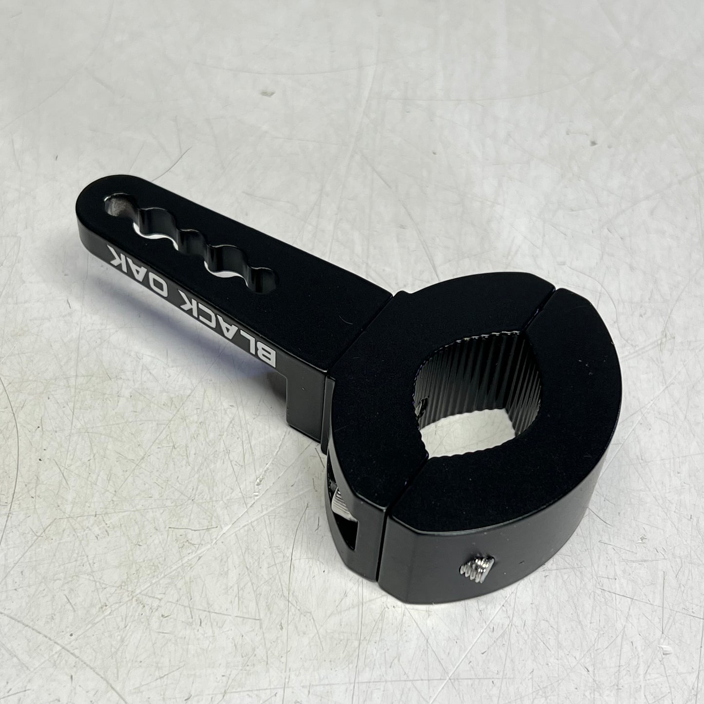 BLACK OAK LED Aluminum Universal Adjustable O-type Mounting Brackets Small Black