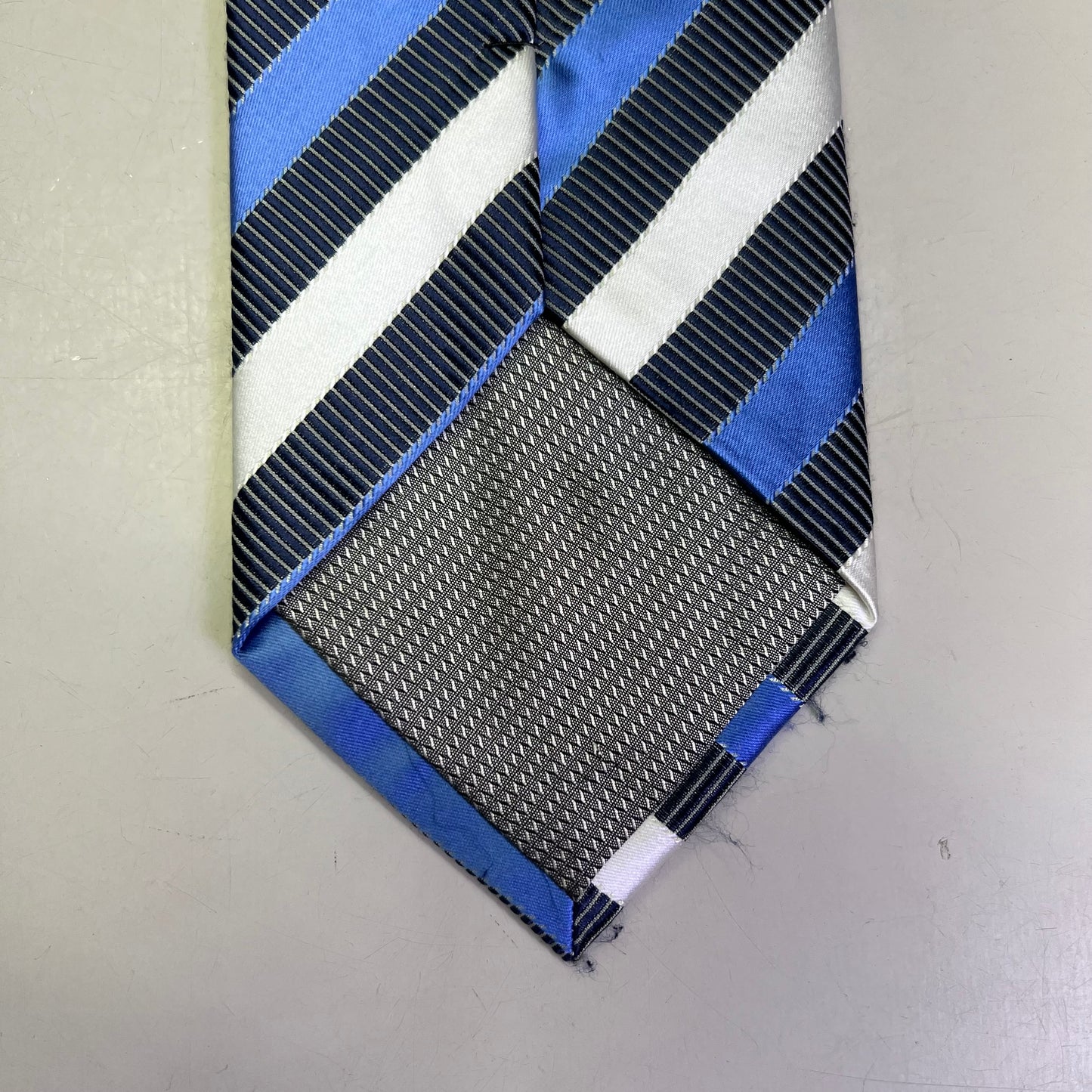 ALEXANDER JULIAN COLOURS Slanted Design Tie 60" White/Light Blue (Pre-Owned)