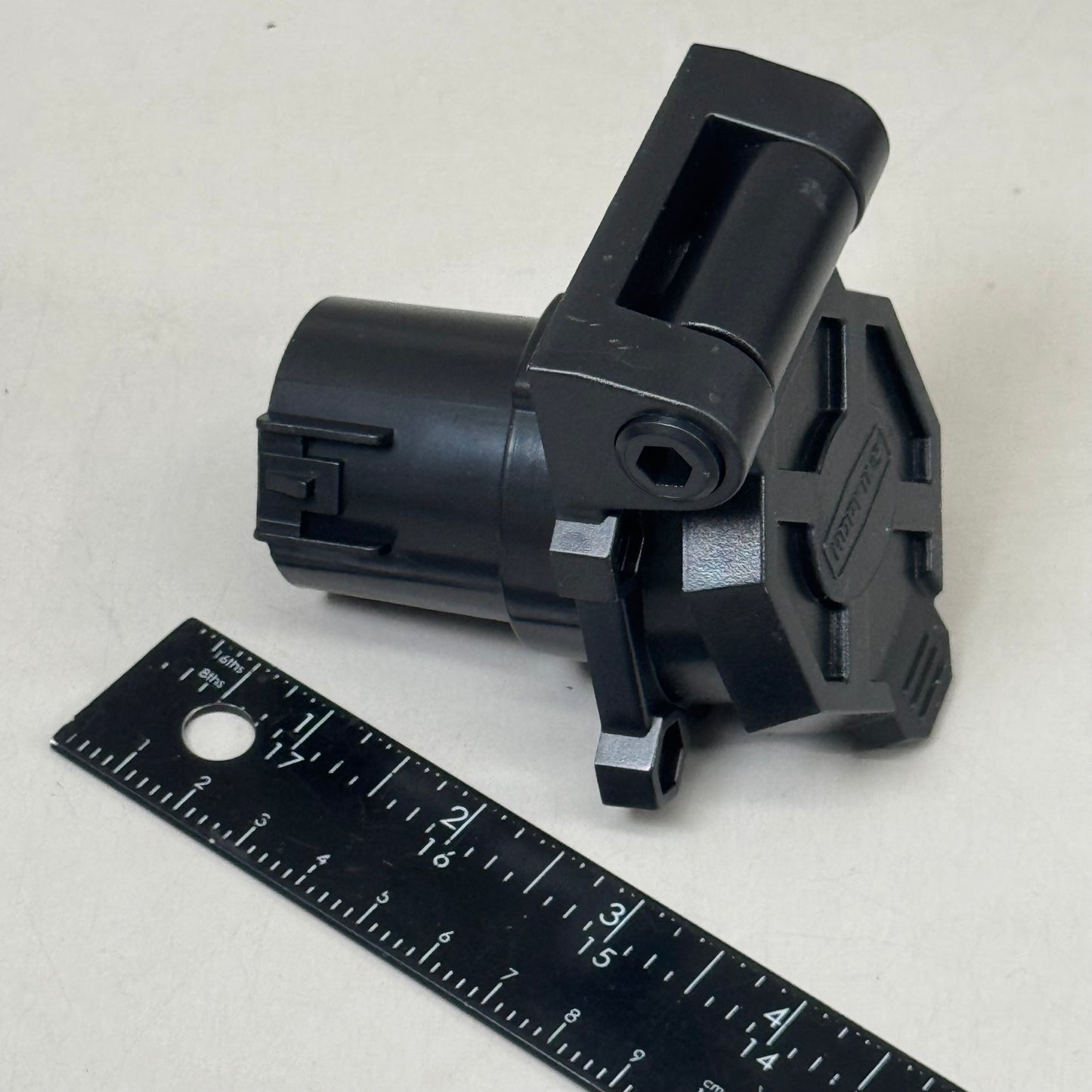 HOPKINS Towing Solutions Endurance Black 5th Wheel Wiring Kit 4"x8"x5" 41157