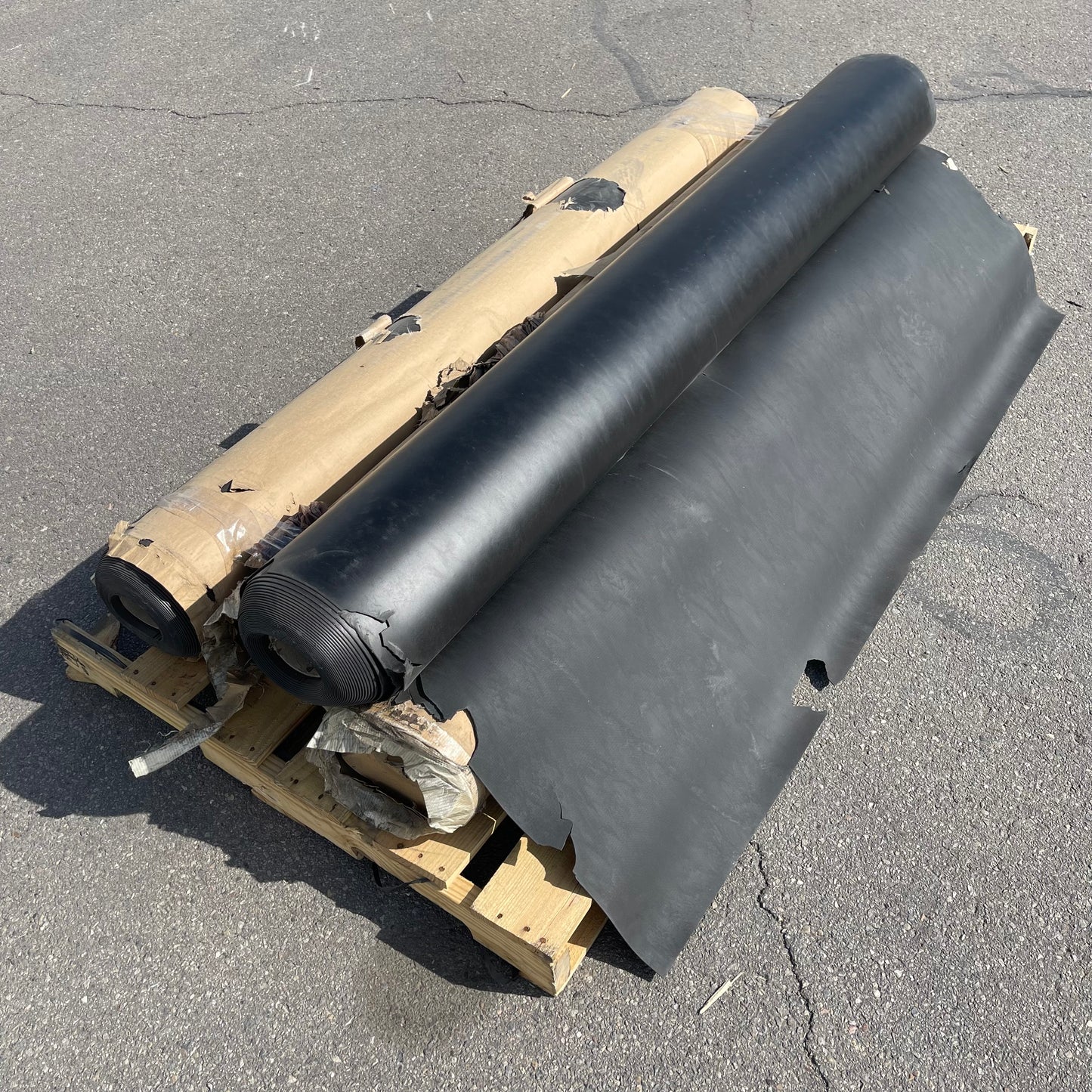 ZA@ Pallet of STAGESTEP (4 Pack) Rubber Rolls/vinyl Flooring? 80” Width Black (AS-IS)