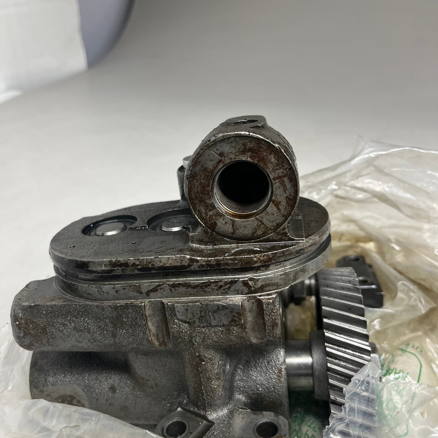 NAVISTAR Powerstroke Diesel High Pressure Oil Pump For FORD Super Duty 6.0L (As is) no O ring