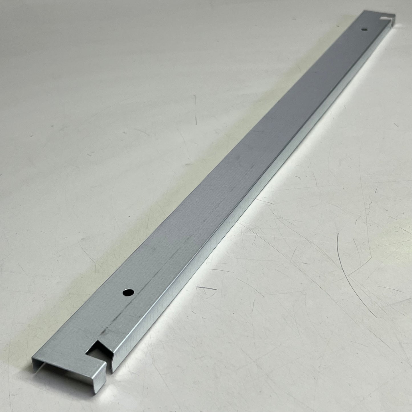 (6 Pcs) Steel Raceway I100 Sz 25" L x 1" W, Grey