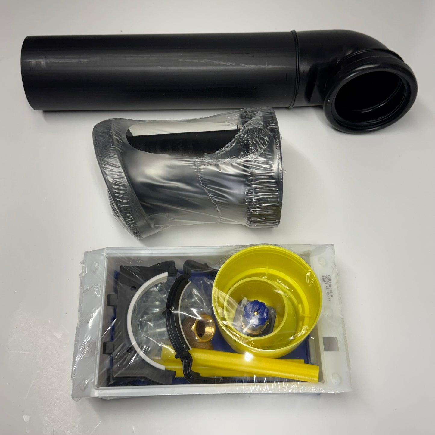 GEBERIT In-Wall Toilet Tank & Carrier System Watersense Sz 46"H x 20"W, Blue 111798001