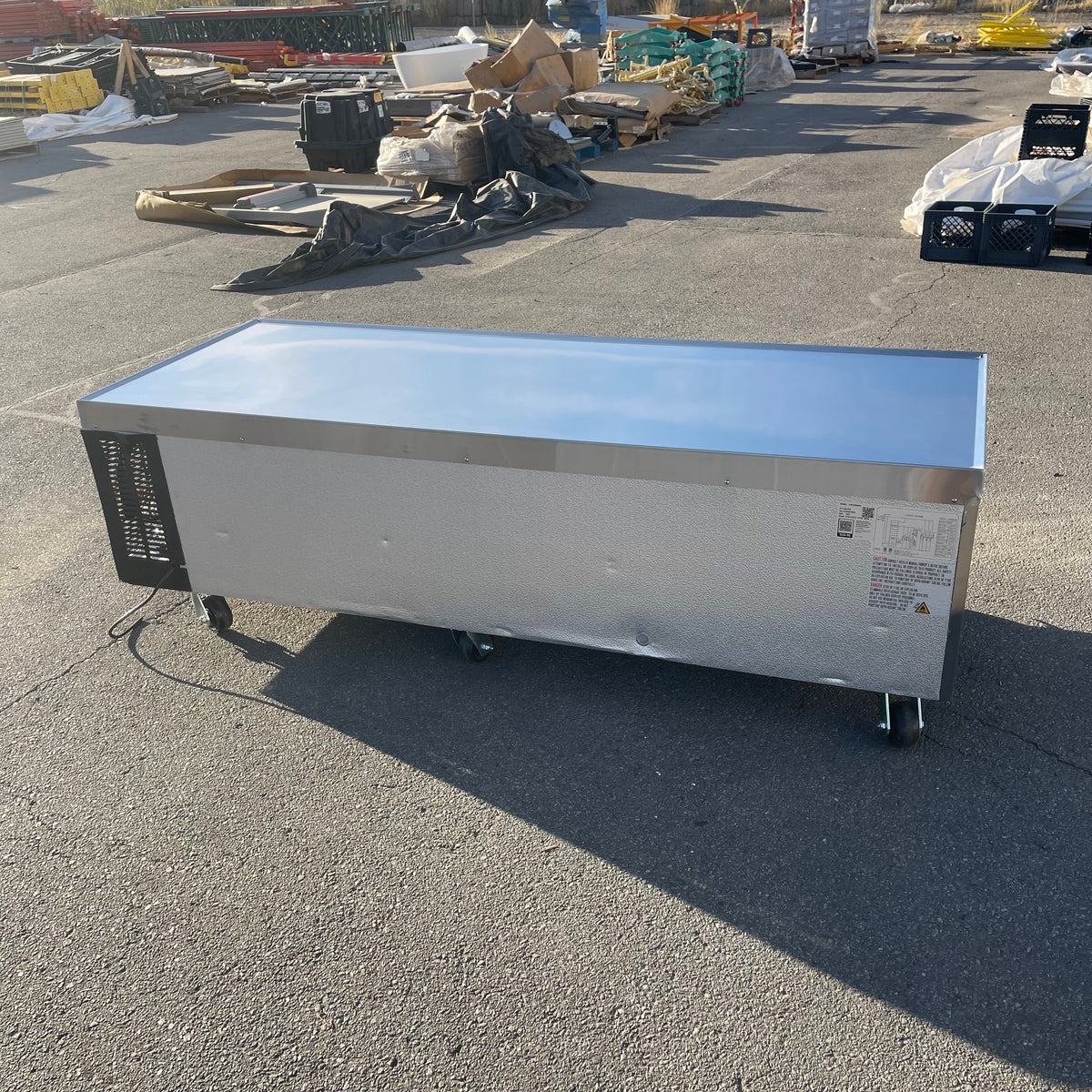 AVANTCO 4-Drawer Refrigerated Chef Base 84”x32”x26 Stainless Steel 178CBE84HC (Good, Damaged Power Cord)