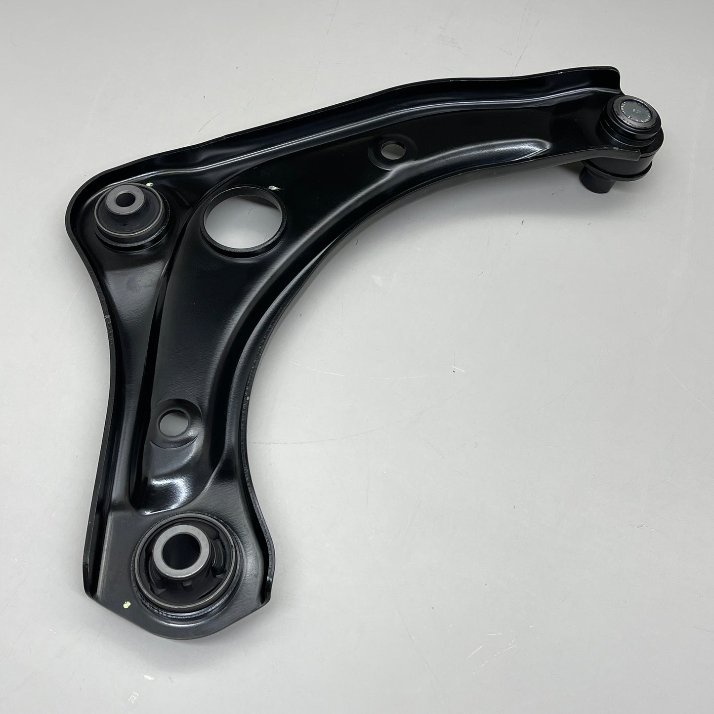 CTR Front Right Lower Control Arm and Ball Joint Assembly CQ0214R for Hyundai & Kia