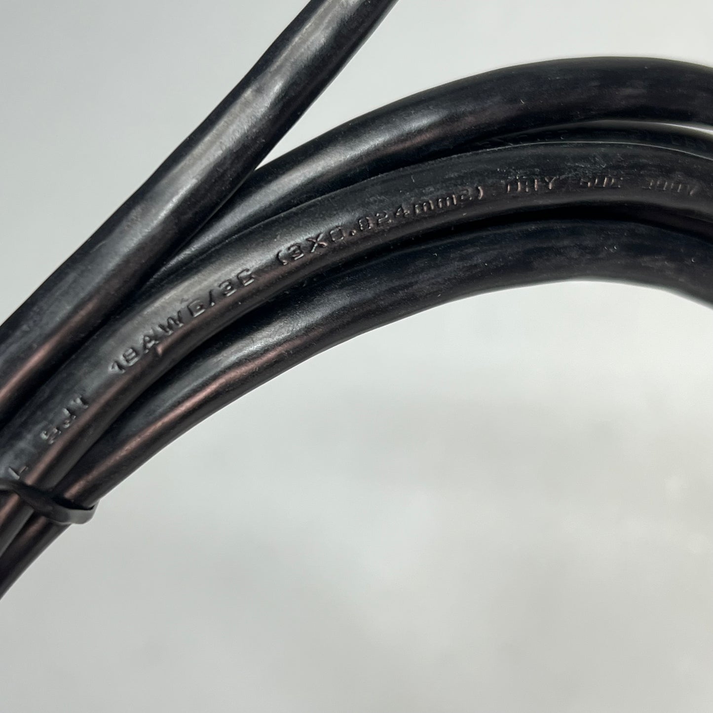 ZA@ NORTH AMERICAN (2 PACK) Power Cords 125VAC 10A NEMA 5-15P 9' / 144" Black