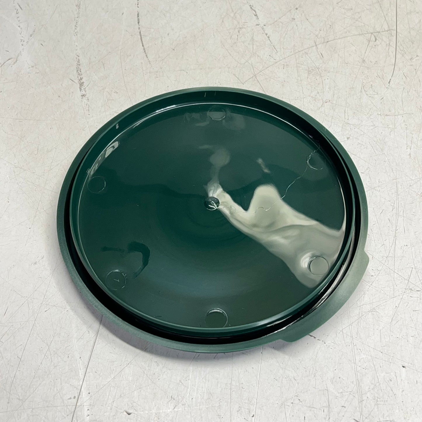 ZA@ CARLISLE (12 PACK) Food Storage Lid Fits 2 & 4 qt Round Forest Green 1077108