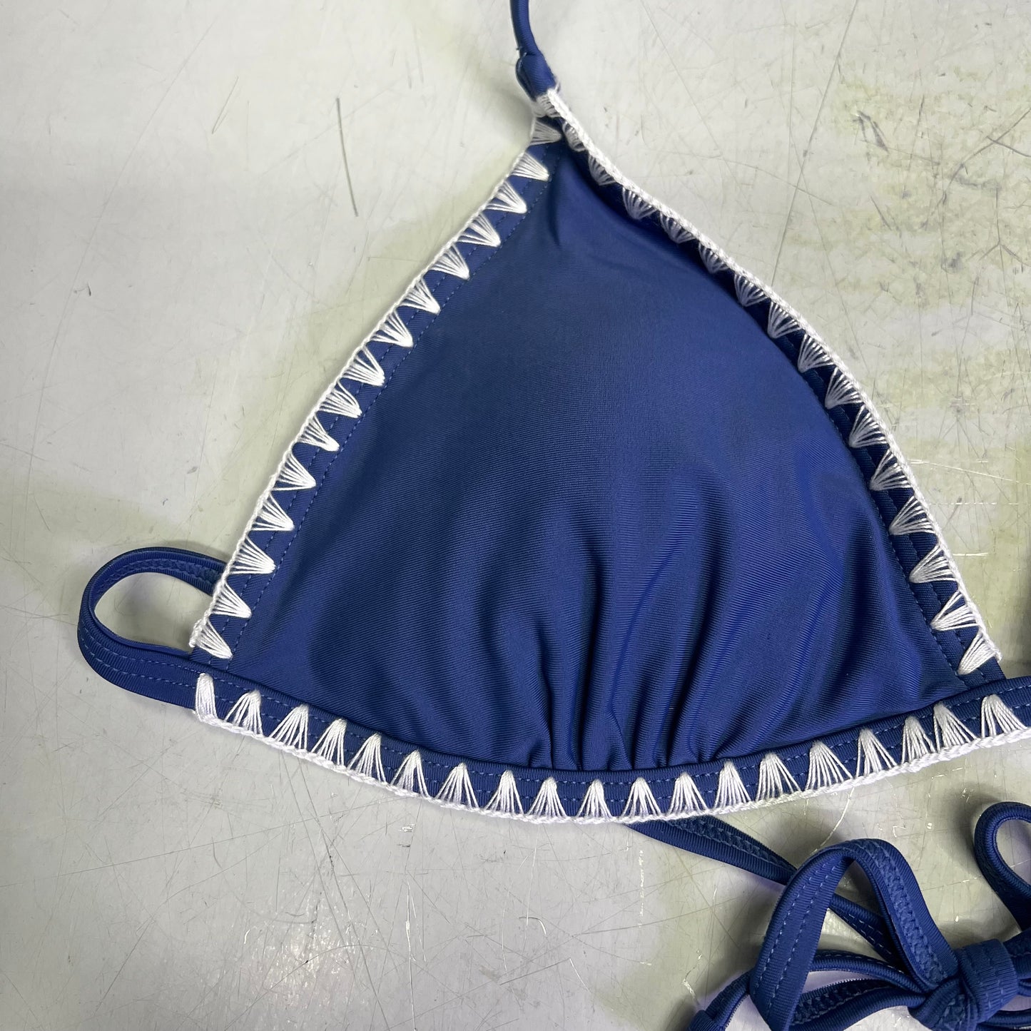 CHARMO Triangle Top Tie Bottoms Contrast Lace Bikini Women's Sz S Blue/White