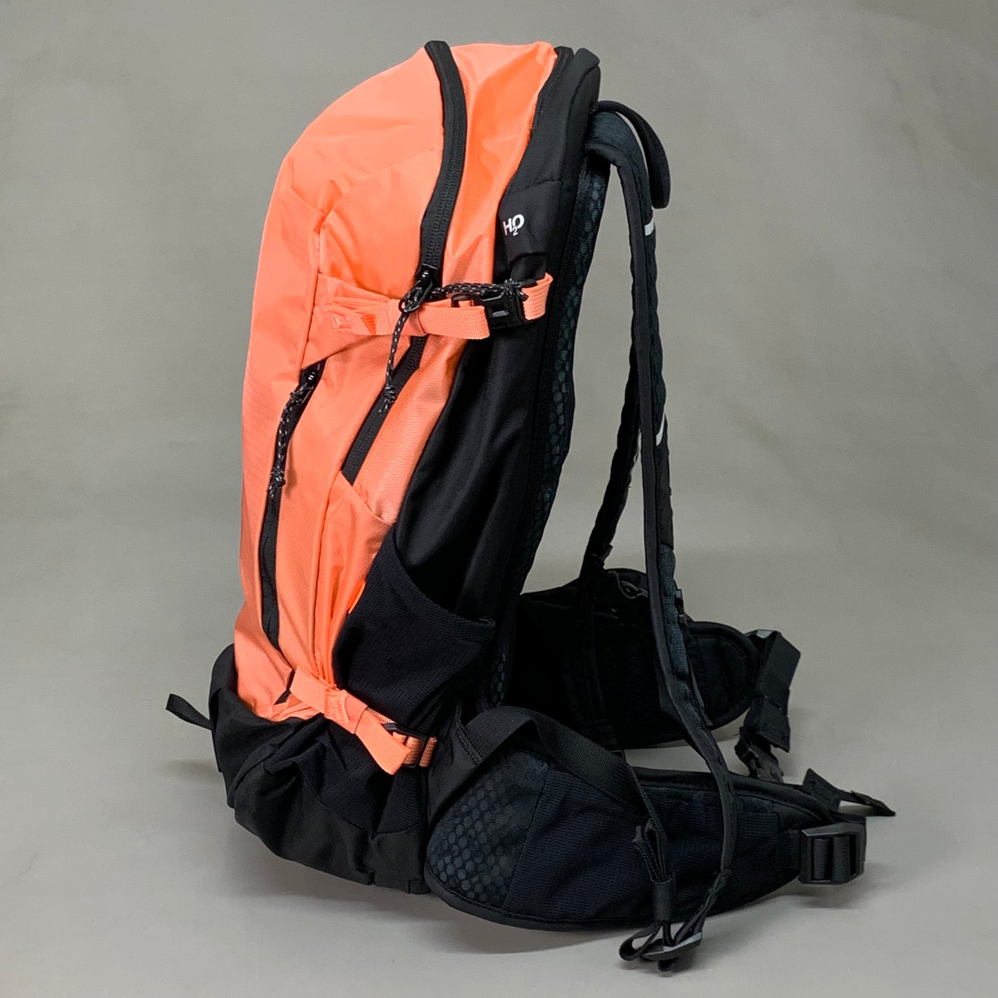 MAMMUT Lithium Hiking Backpack 20 Liter Women Salmon & Black 2530-00720