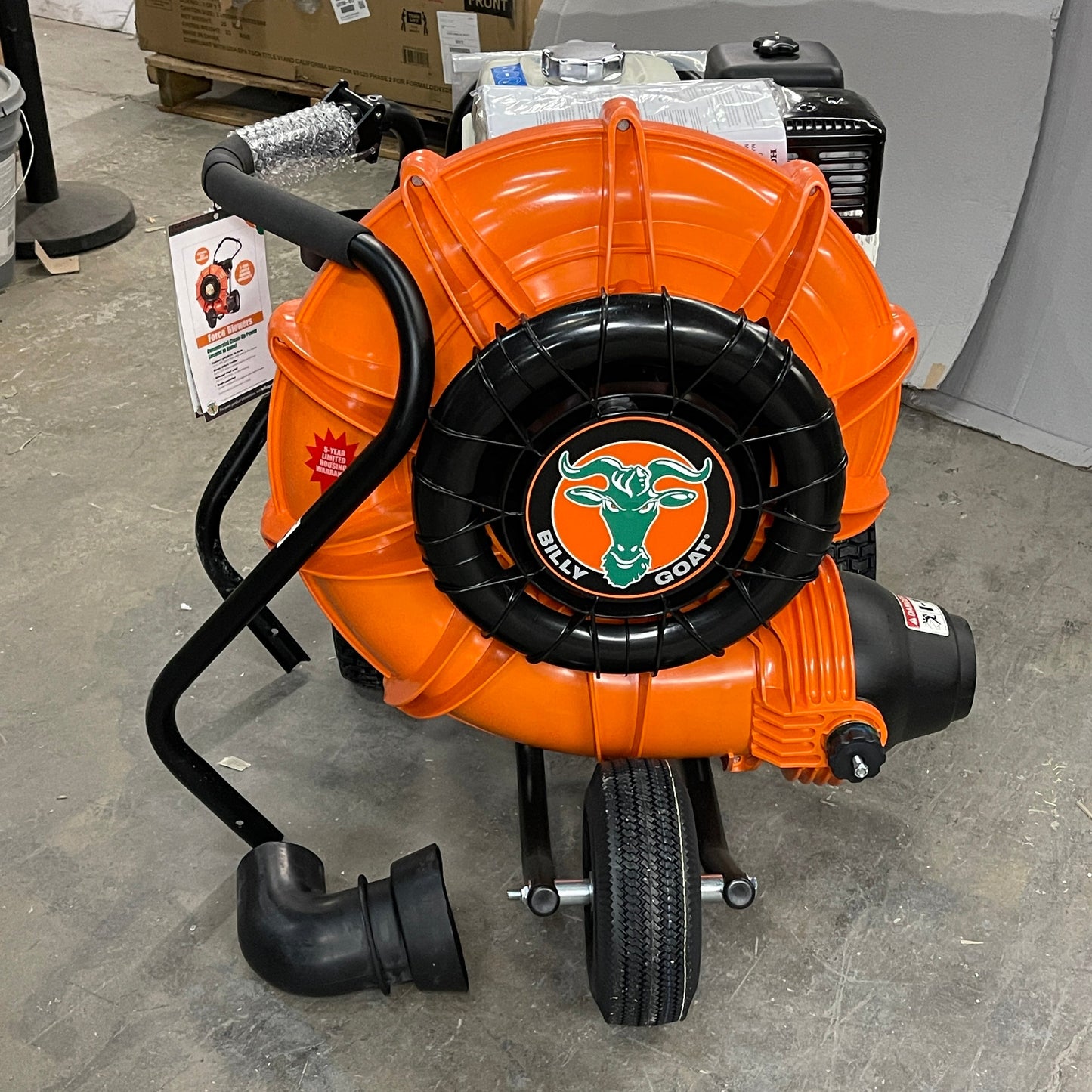 BILLY GOAT Force Wheeled Blower w/ 262 cc Honda GX Engine 56.3"L x 29.13"W x 44.88"H F902H (New)