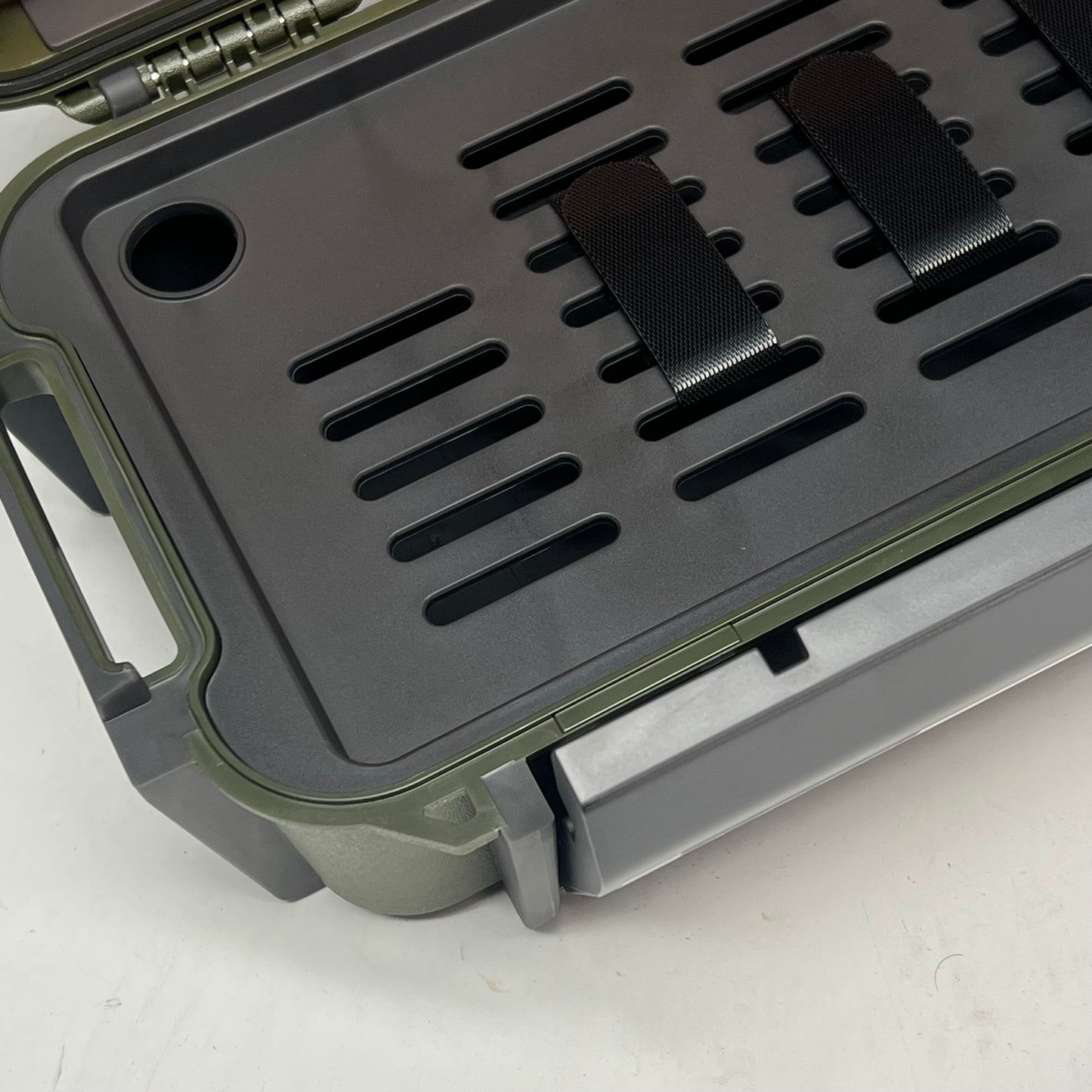 PELICAN  Ruck R60 Case Crushproof 11.14x6.86x3.88" OD Green RKR600-0000-OD