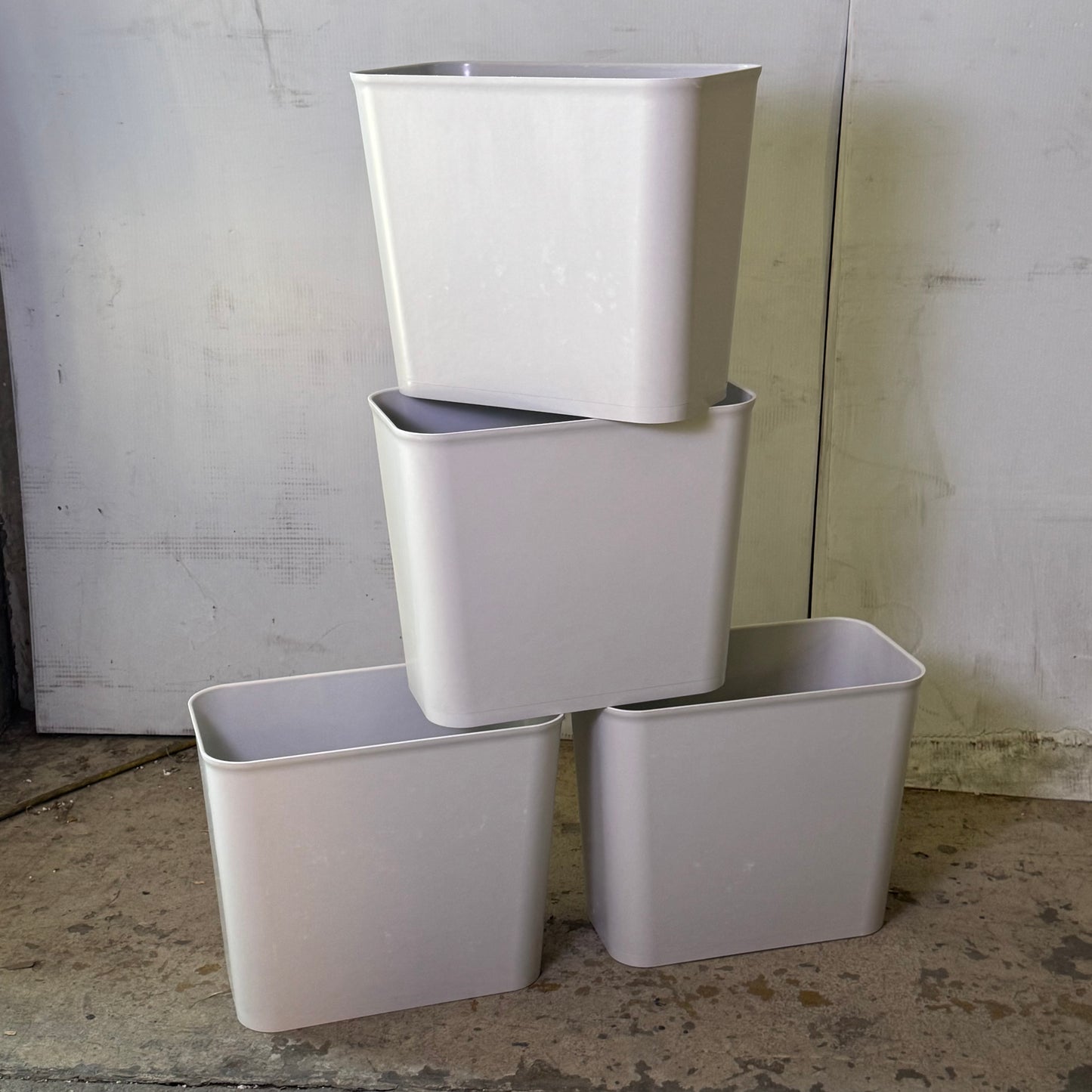 MBI (4 PACK) Fire Resistant Wastebasket Sz 13"L x 9"W x 14"H White MB27-N