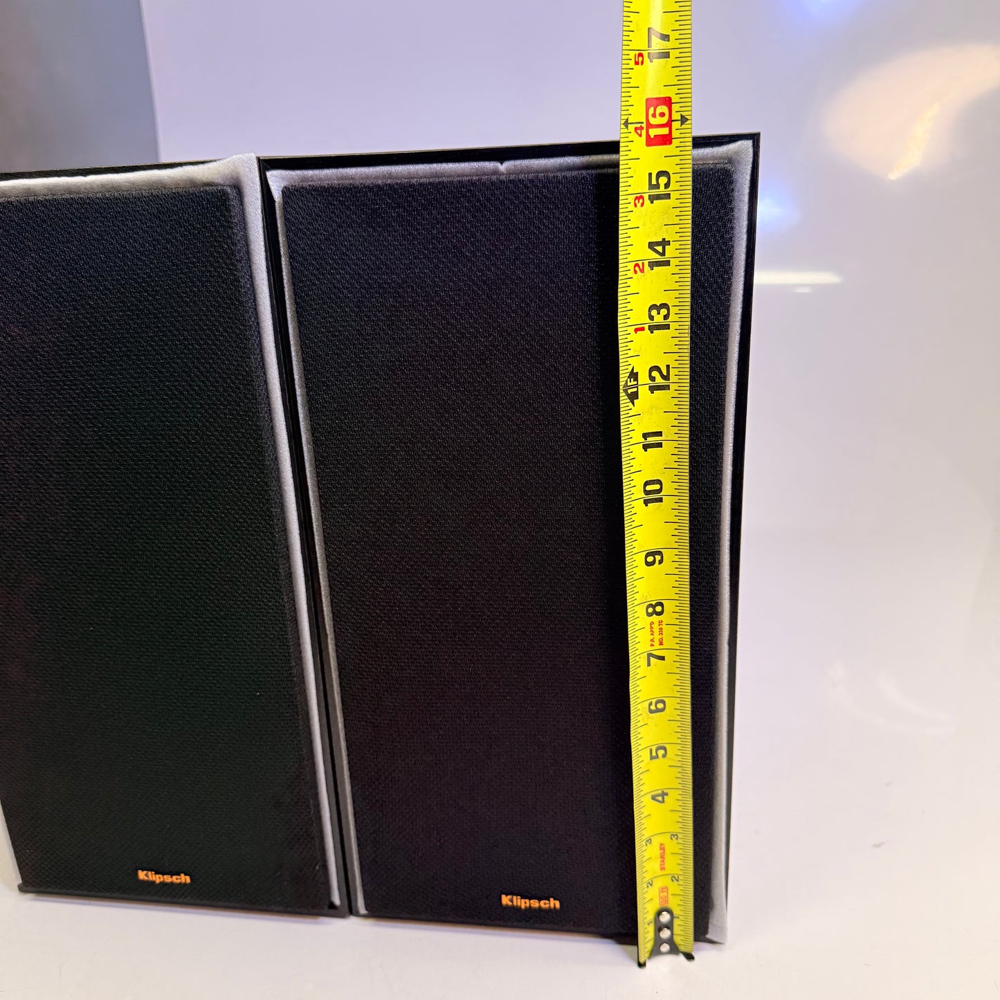 KLIPSCH R-60M Bookshelf Speakers With 6" Woofers Peak 340W Black 1073263