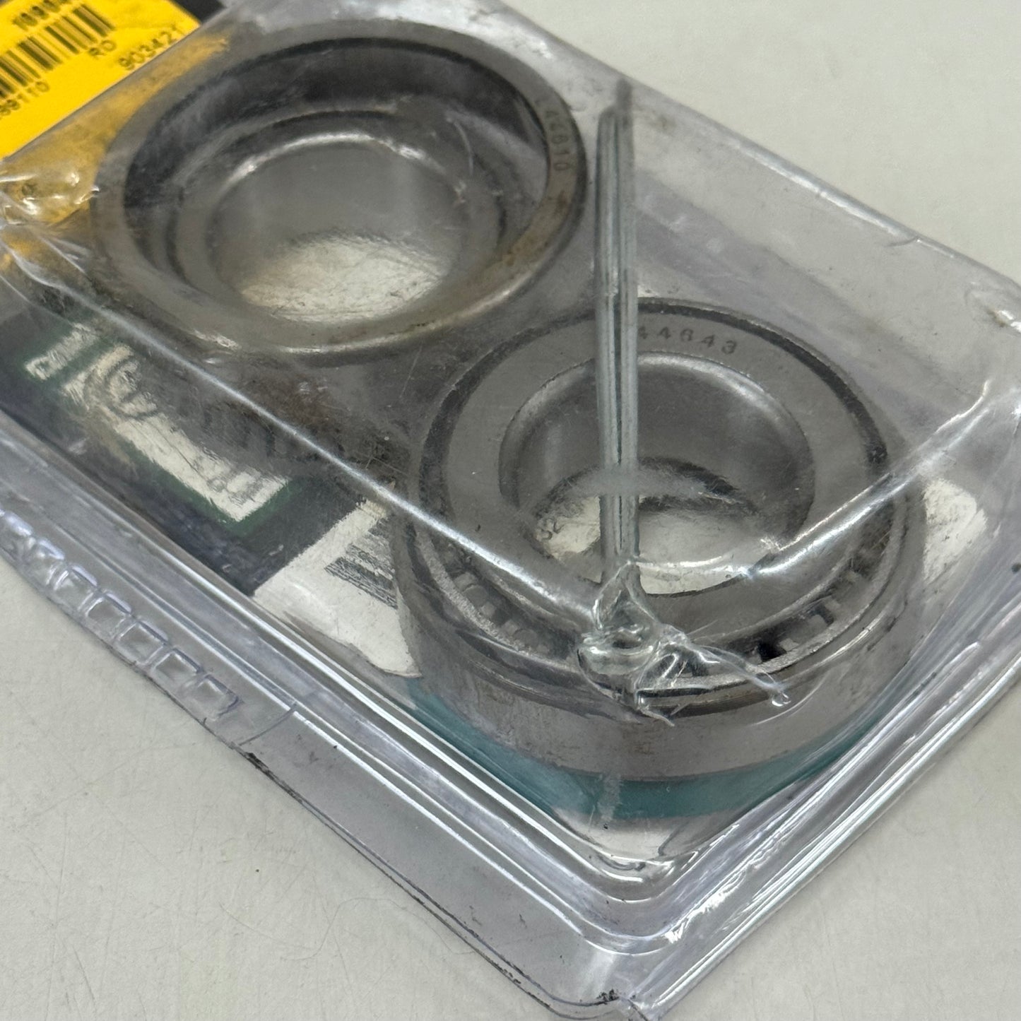 ZA@ CURT Trailer Wheel Bearing Replacement Kit 1" 23210 (As-is- Distressed Packaging/ Missing Parts)