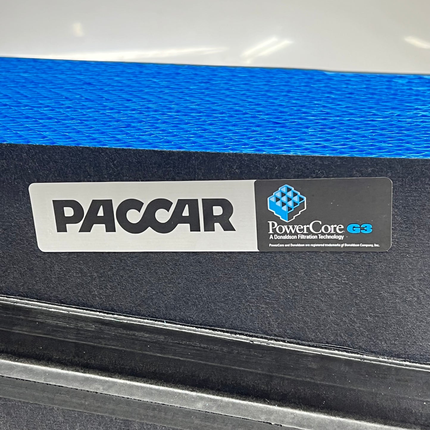 PACCAR Genuine Parts Extended Life Air Filter Engine Air Filter Black P640017