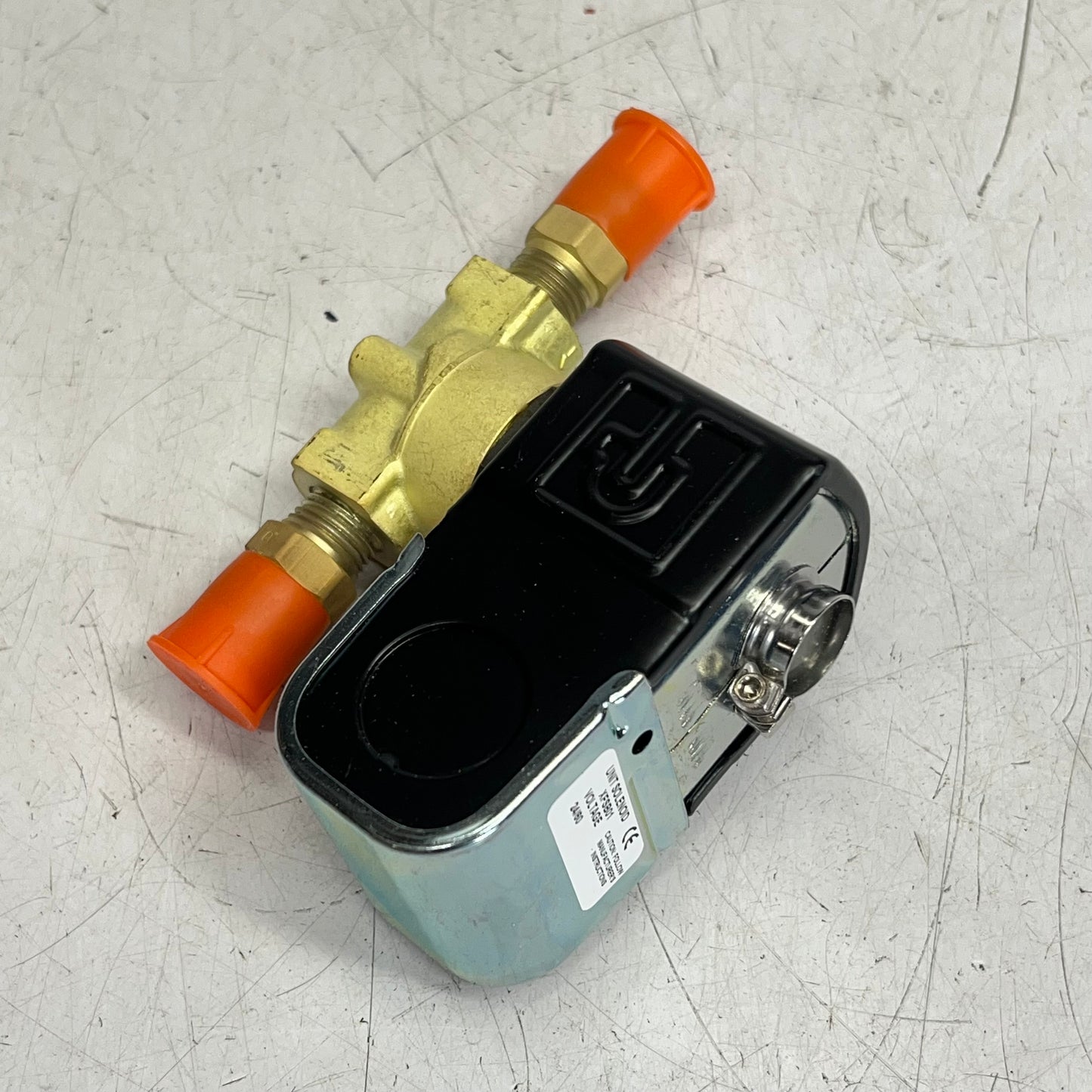 PARKER Liquid Line Solenoid Valve Supports R410a & R454b 3/8" KHALS0401LLS