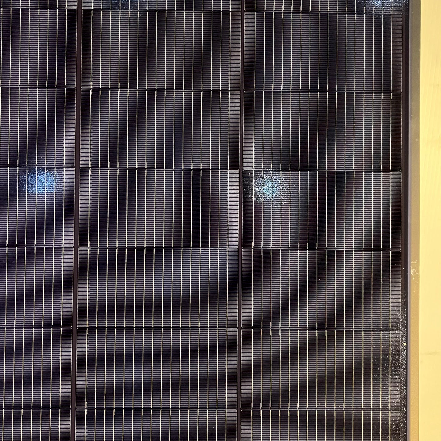 REC Solar Panel 405w 132 Half-cell 1000v, Black REC405AA