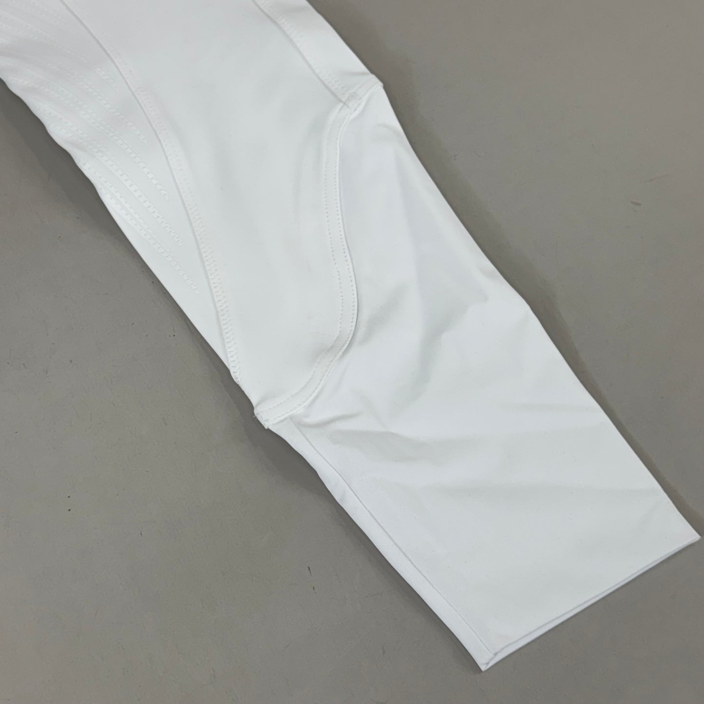 SAMSHIELD Adele Premium Equestrian Pants Women's Sz US 26, UK 8, FR 36 White Cosmic Nights