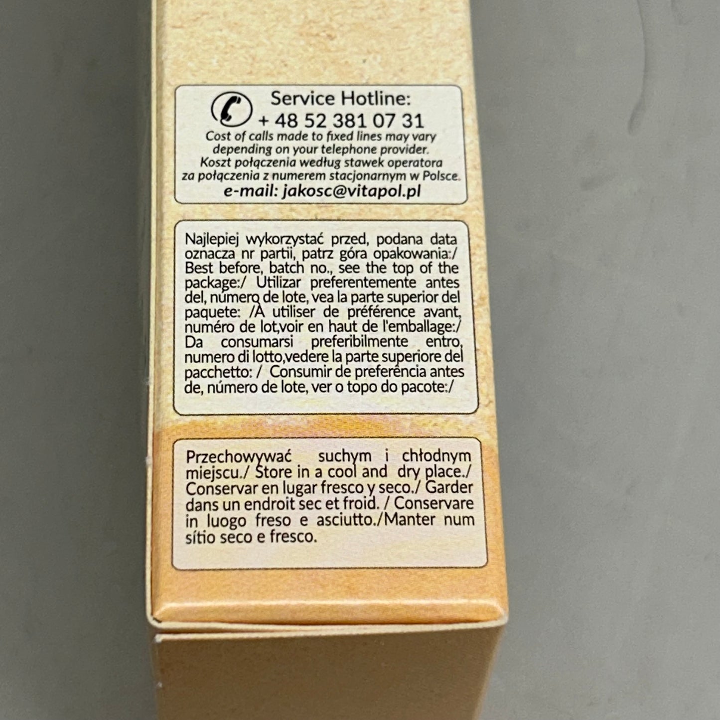 A&E CAGE COMPANY (2 Pack, 2PCS Each) Vitapol Smakers Snack Orange Flavor For Birds 3.17oz per Package