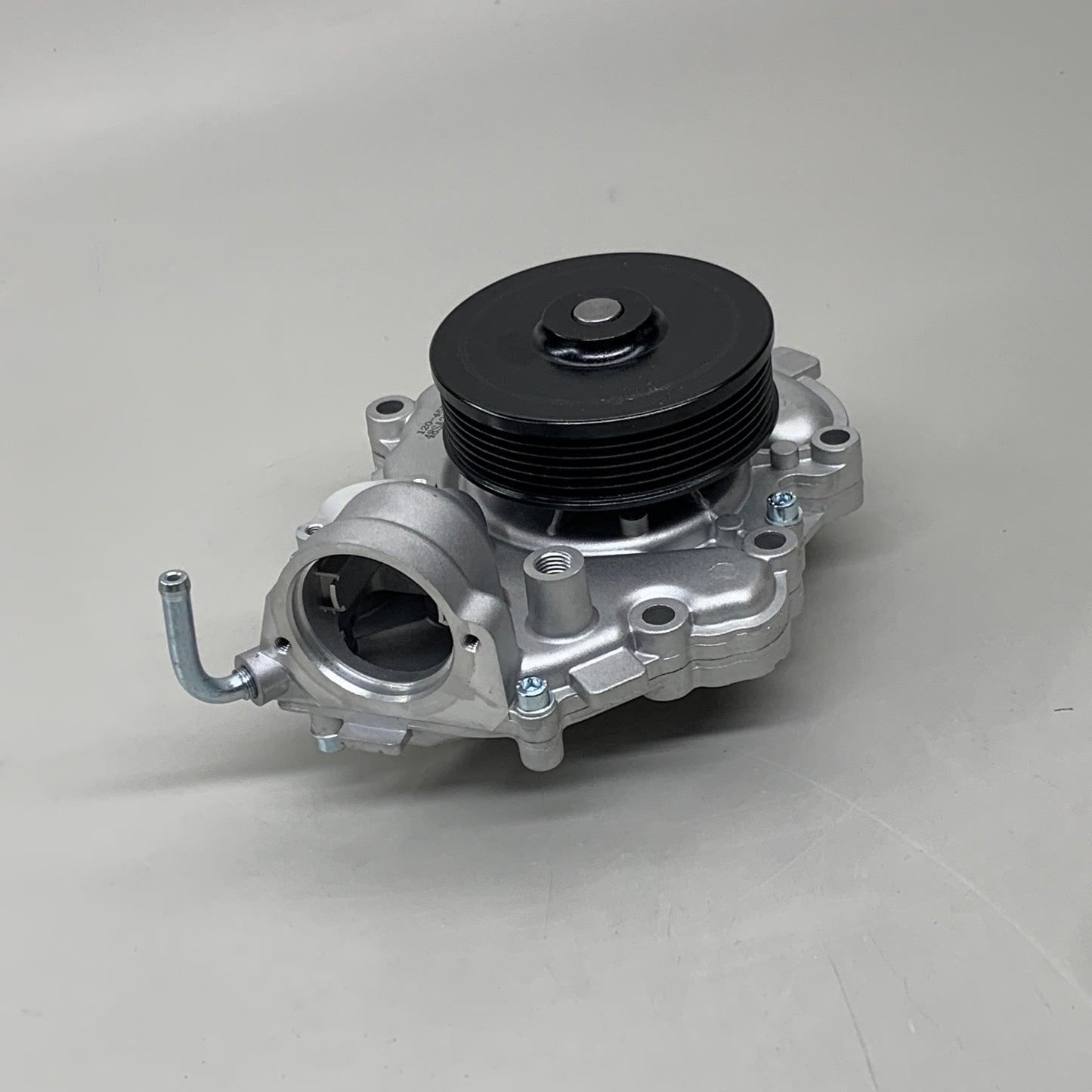 GMB Engine Water Pump for Ram/Jeep Vehicles 194197 120-4550