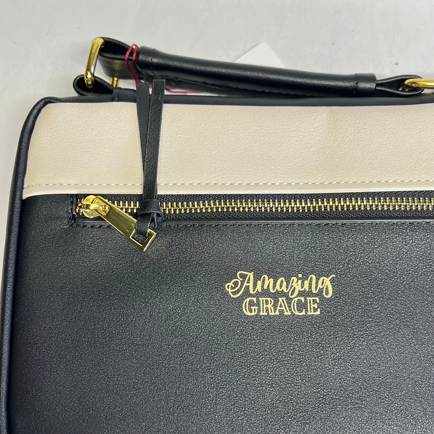 CHRISTIAN ART GIFTS Amazing Grace Faux Leather Bible Cover 6"x9" Black BBM642