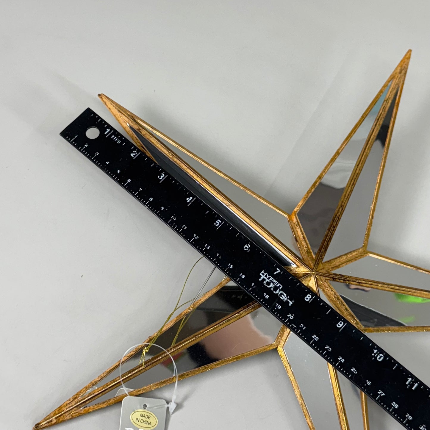 MCELHINNEYS The Home Studio Christmas Mirror Hanging Star Gold KOW2502