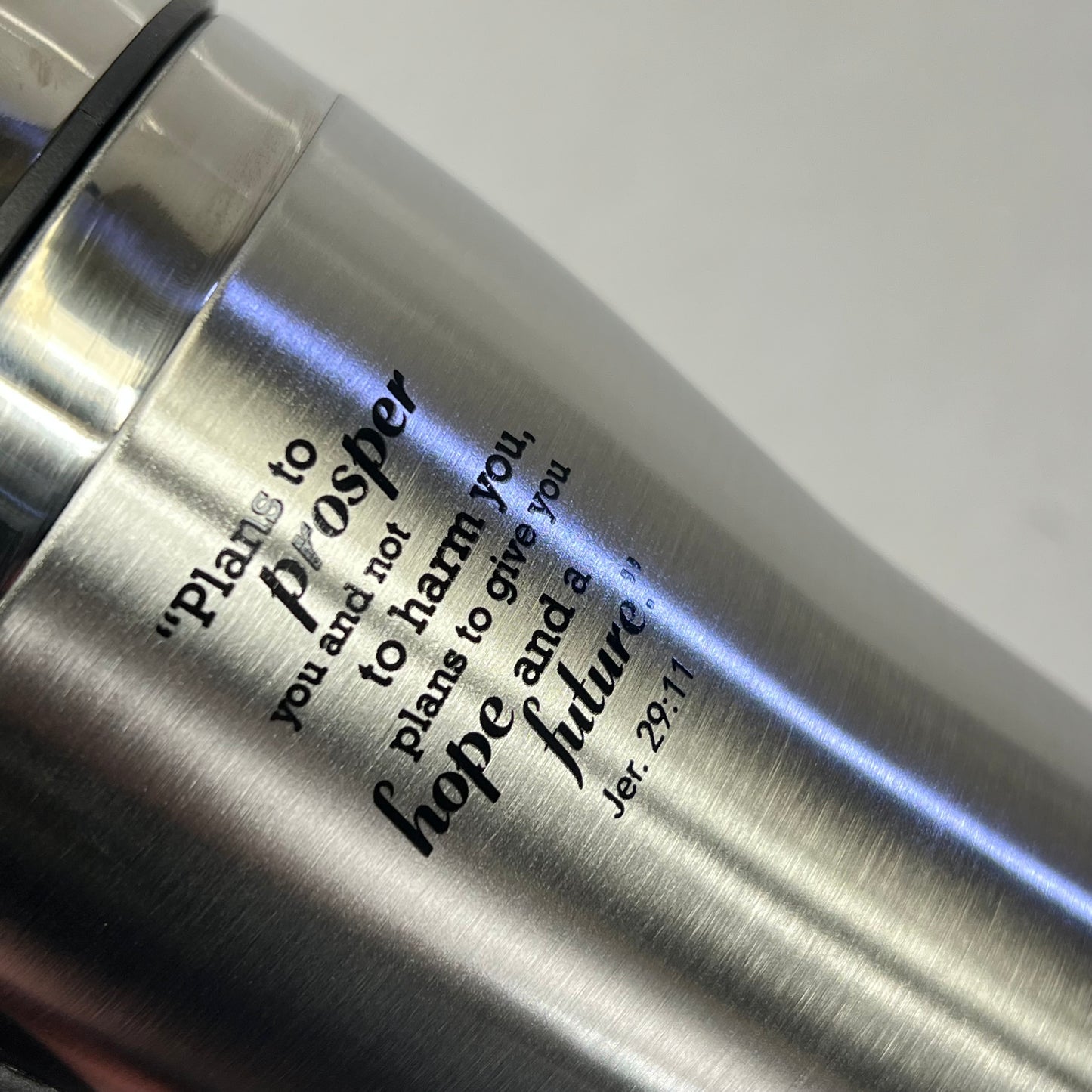 CHRISTIAN ART GIFTS Travel Mug W/ Handle Jeremiah 29:11 16fl Oz Silver SMUG098