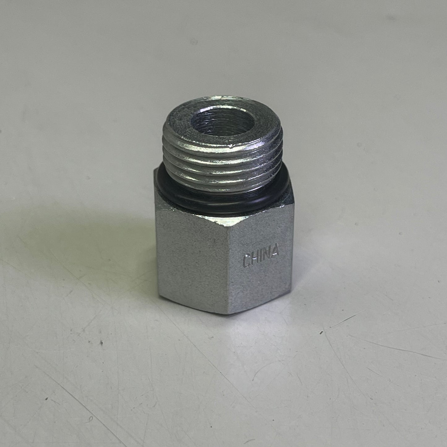 PARKER (25 PACK) Pipe Fitting & Port Adapters 1/4" Steel 8-1/4 F50G-S