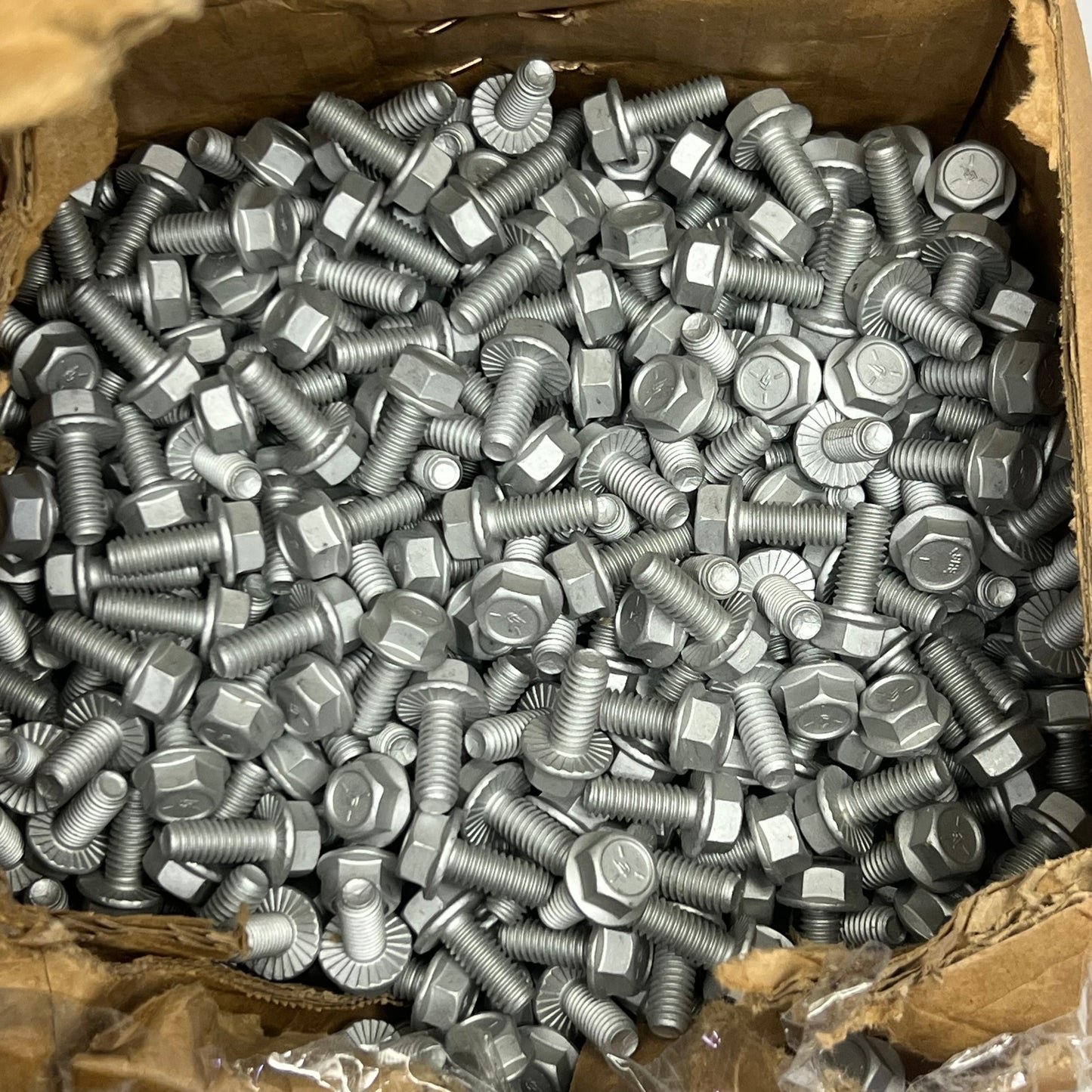 (1200 Bolts) Serrated Flanged Hex Bolt Sz 5/16-18 x 3/4 HHSF005C012GR5DOR