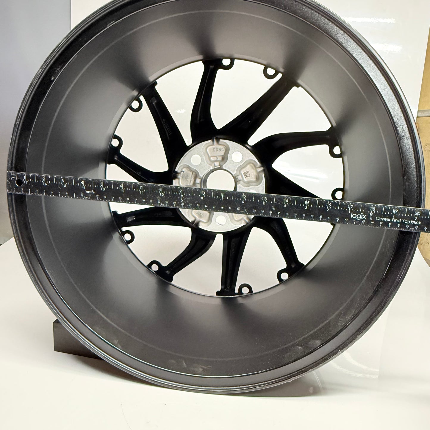 Wheel 19" X 10.5" ET45 Standard Satin Black 0812R-TS1-603J-ZB Offset 45mm