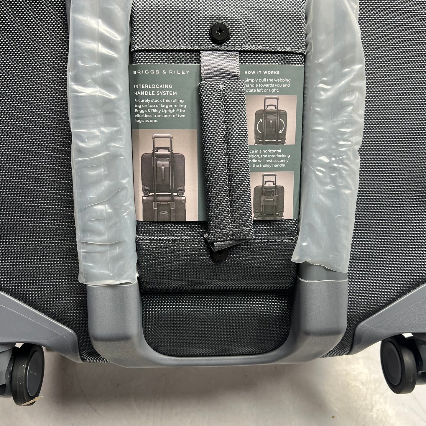 BRIGGS & RILEY Cabin Spinner Suit Case Smart Packing 14x14x8" Grey BLU116SP-10